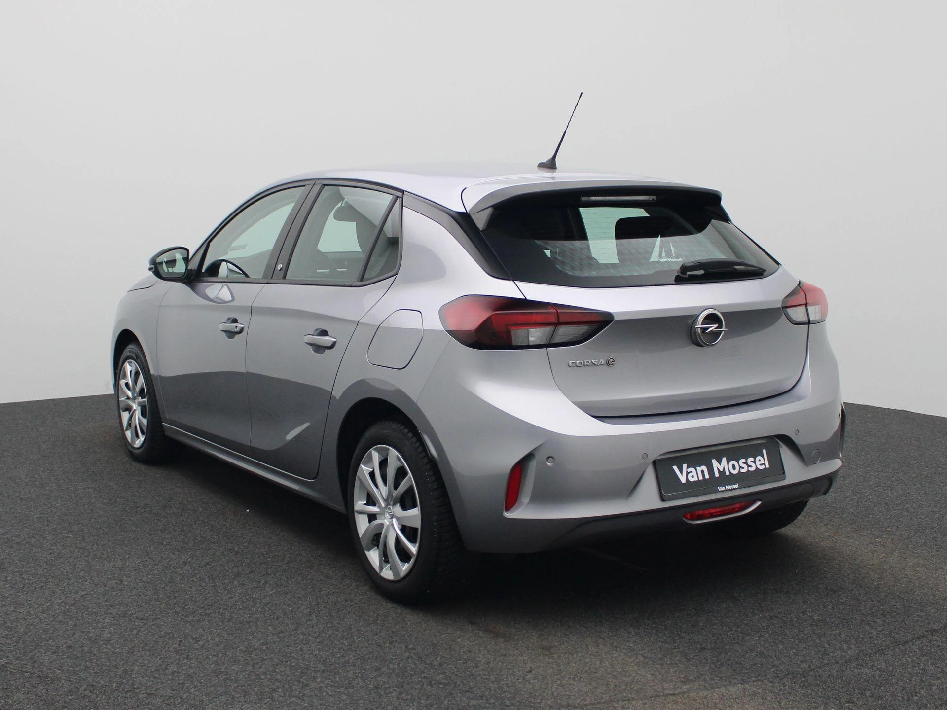 Opel-Corsa-e-image-1