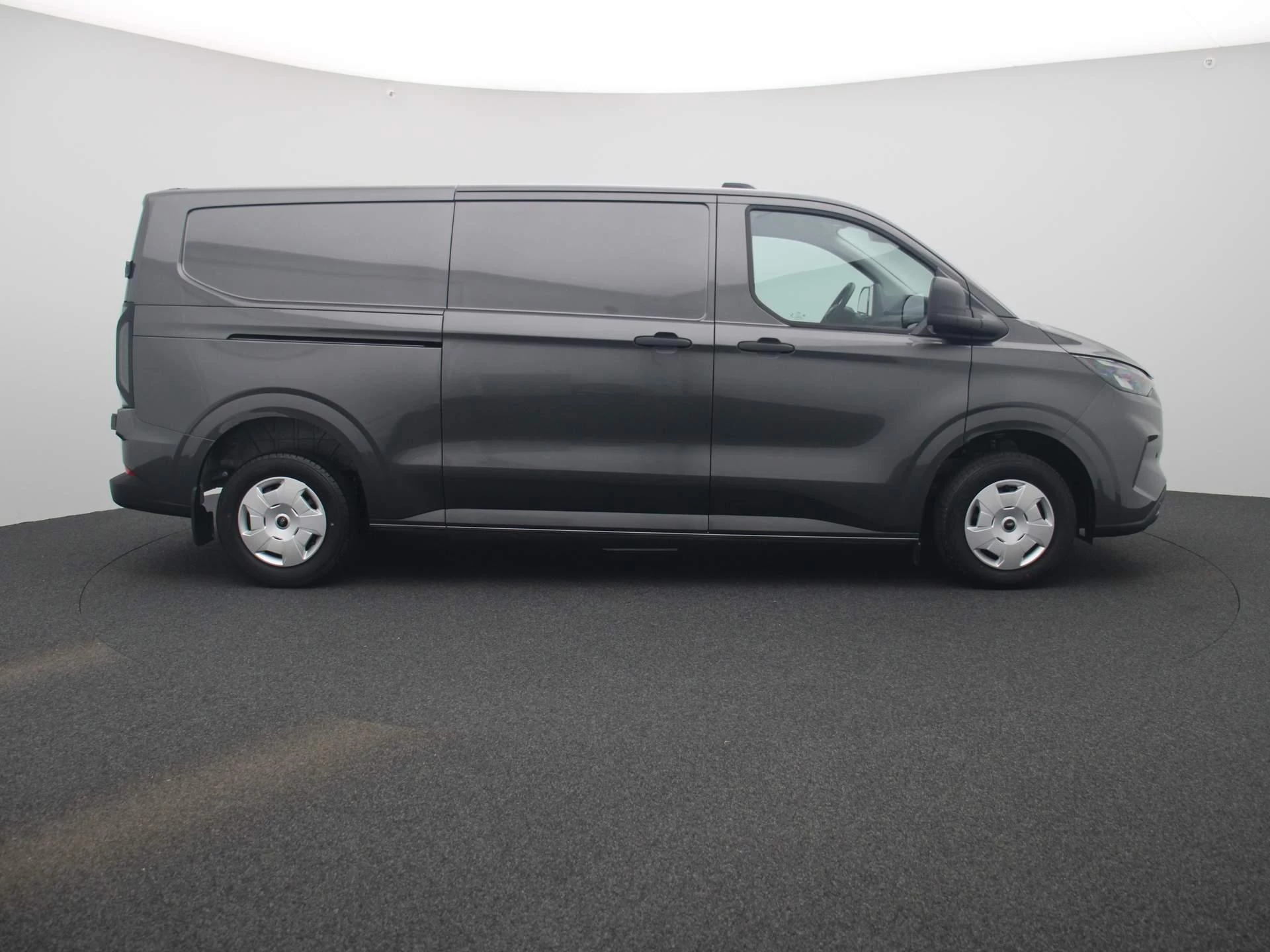 Ford-Transit Custom-image-5