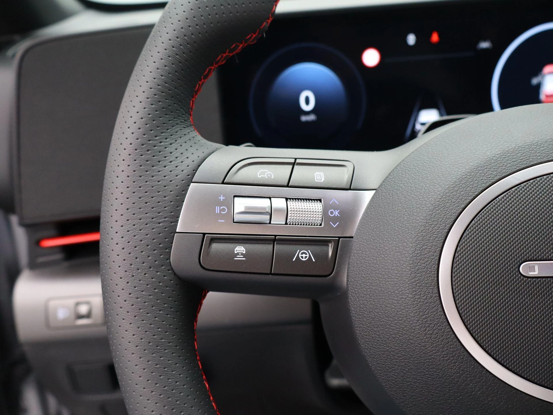 Hyundai-Kona-image-18