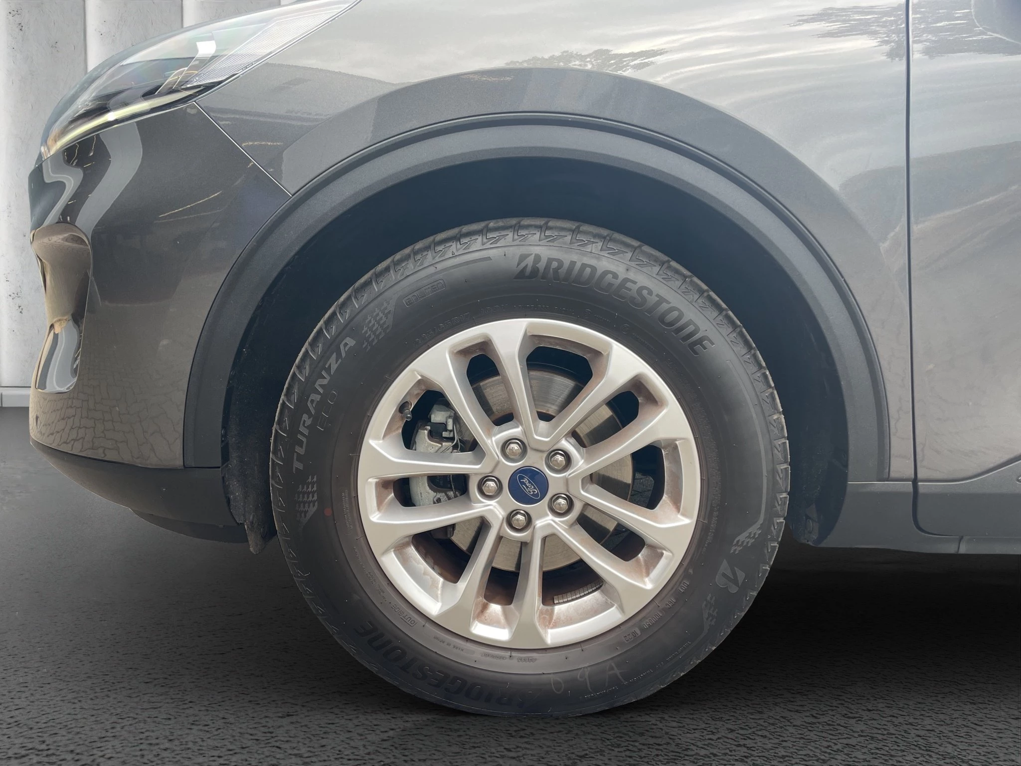 Ford Kuga Titanium NAVI | WINTER-PAKET | WINTERRÄDER