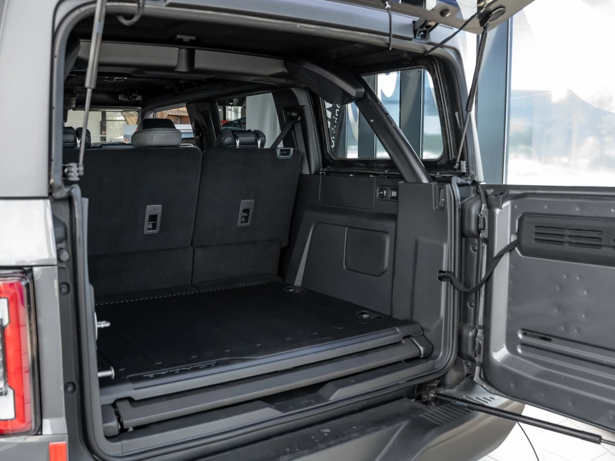 Ford-Bronco-image-8