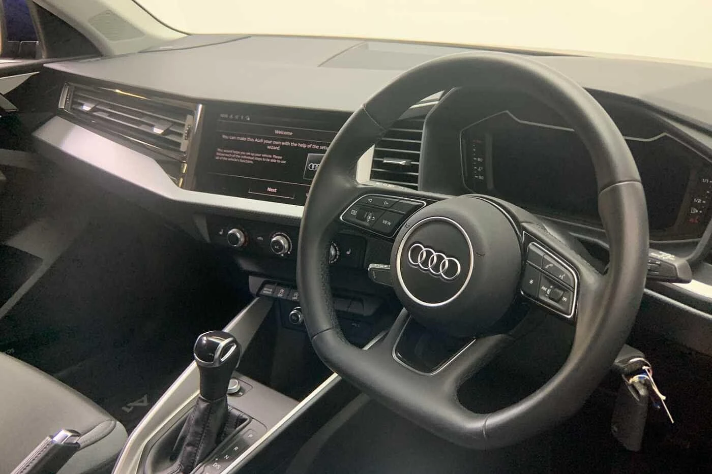 Audi-A1 Sportback-image-5