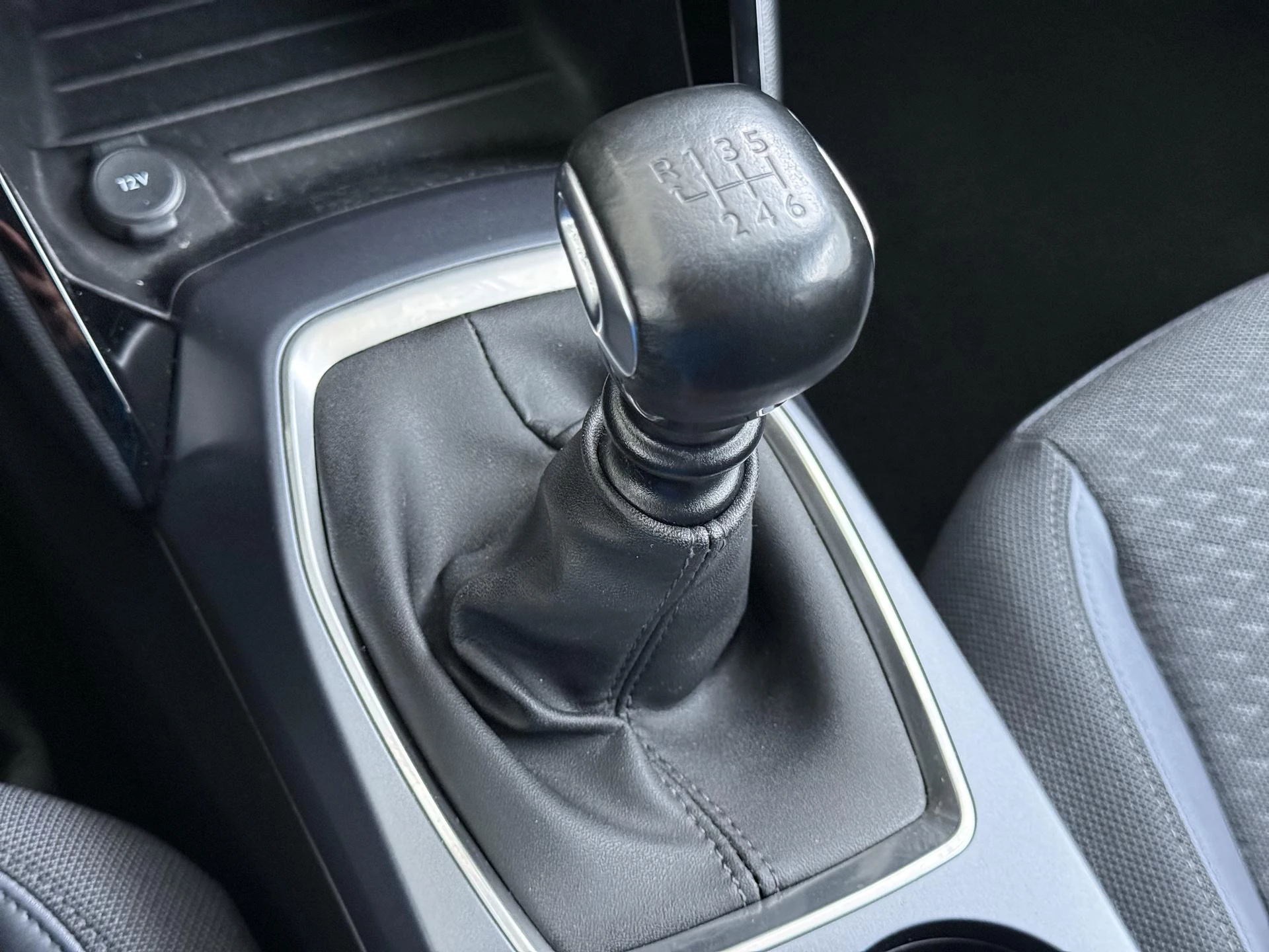 Peugeot-2008-image-28