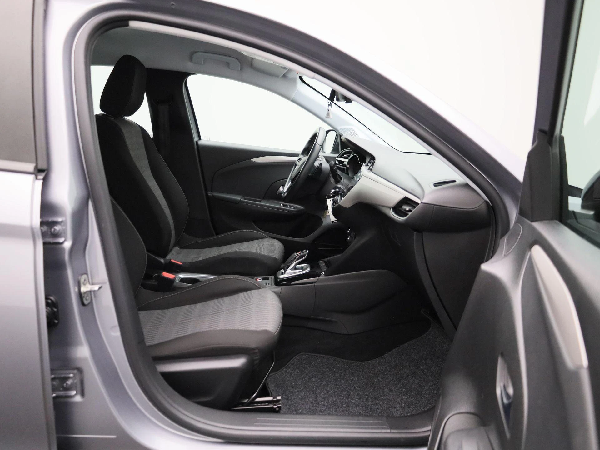 Opel-Corsa-image-28