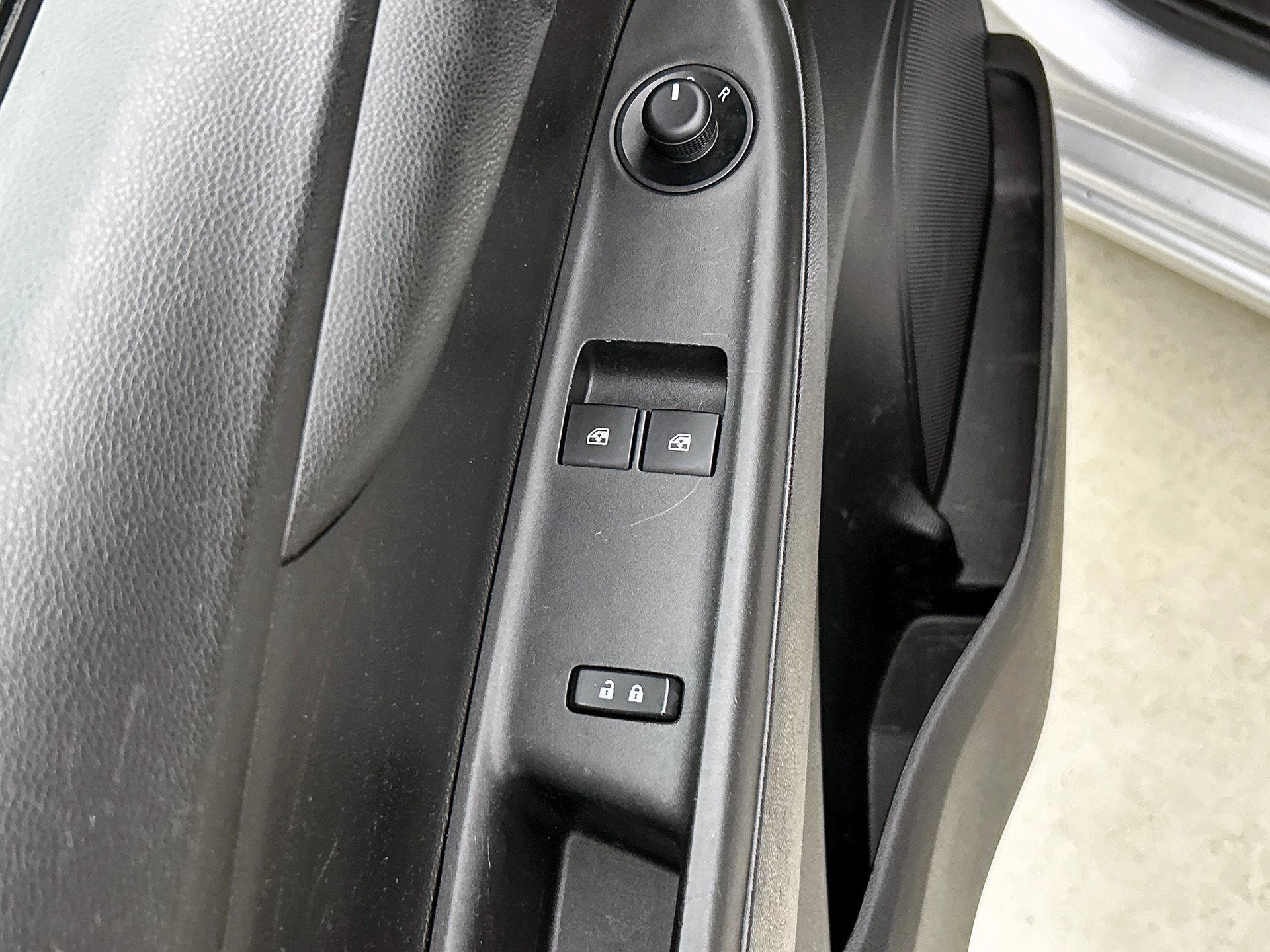 Opel-KARL-image-24