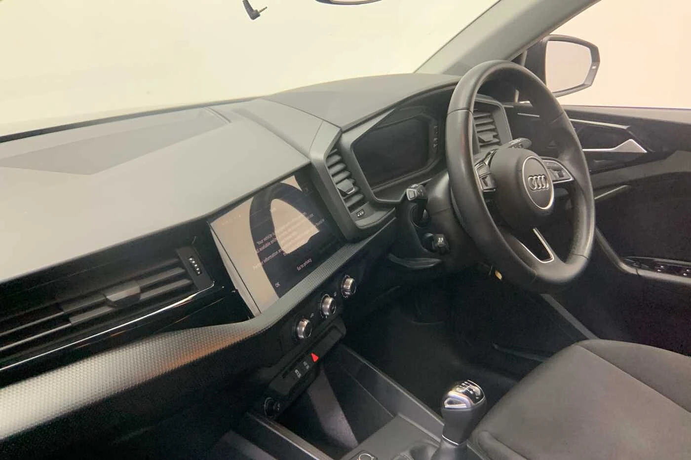 Audi-A1 Sportback-image-11
