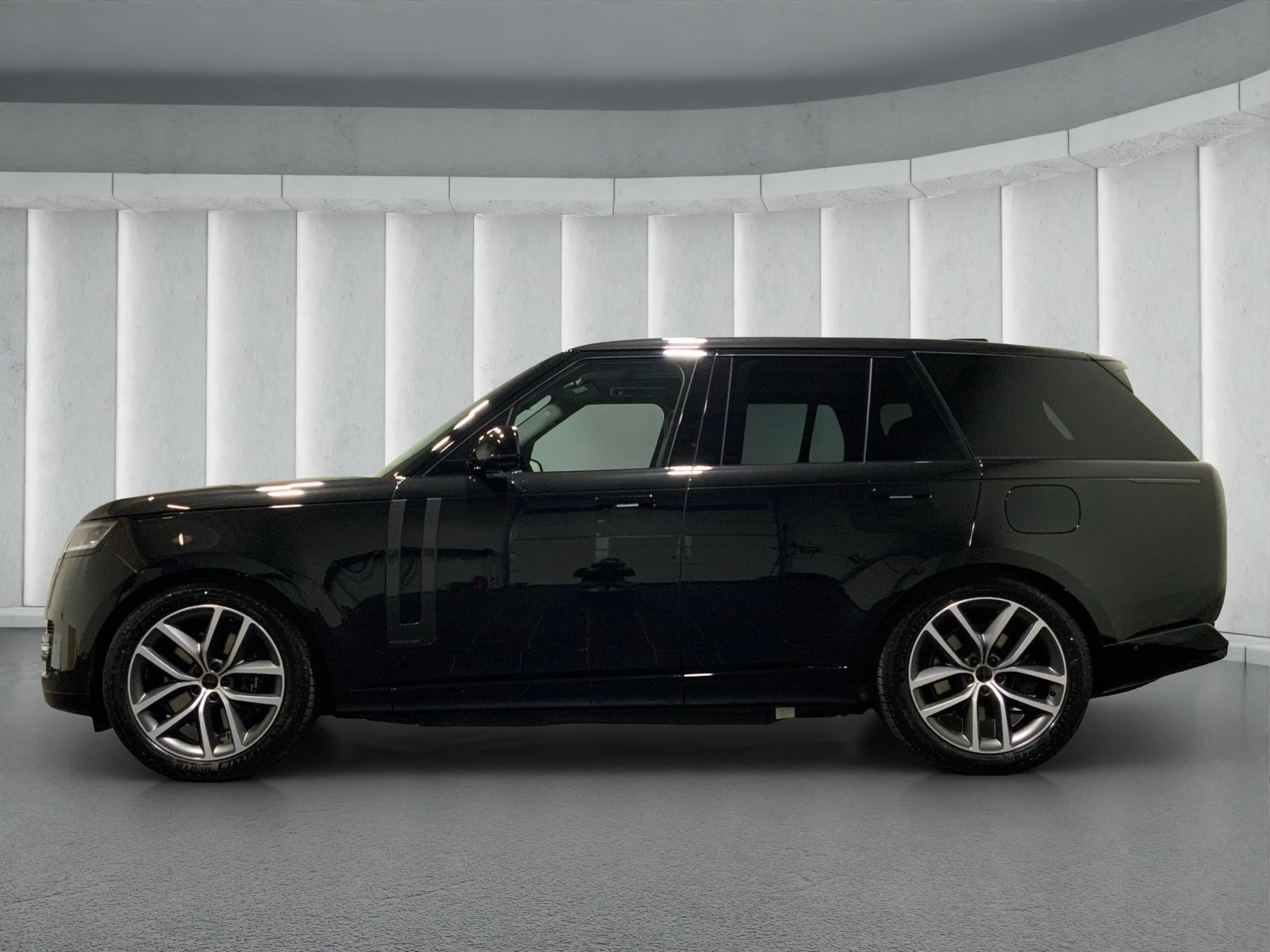 Land Rover-Range Rover-image-3