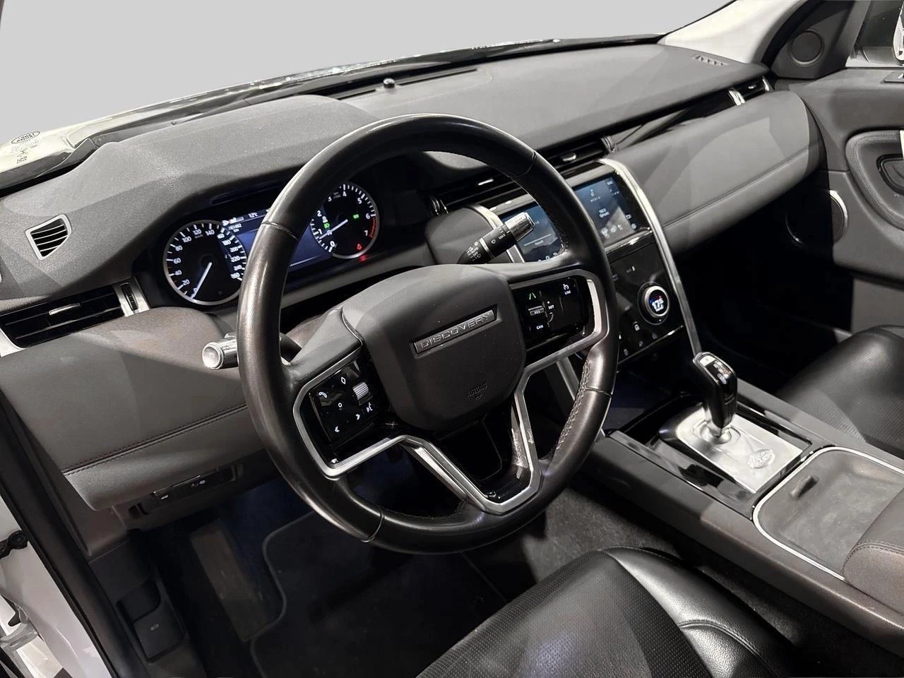 Land Rover-Discovery Sport-image-10