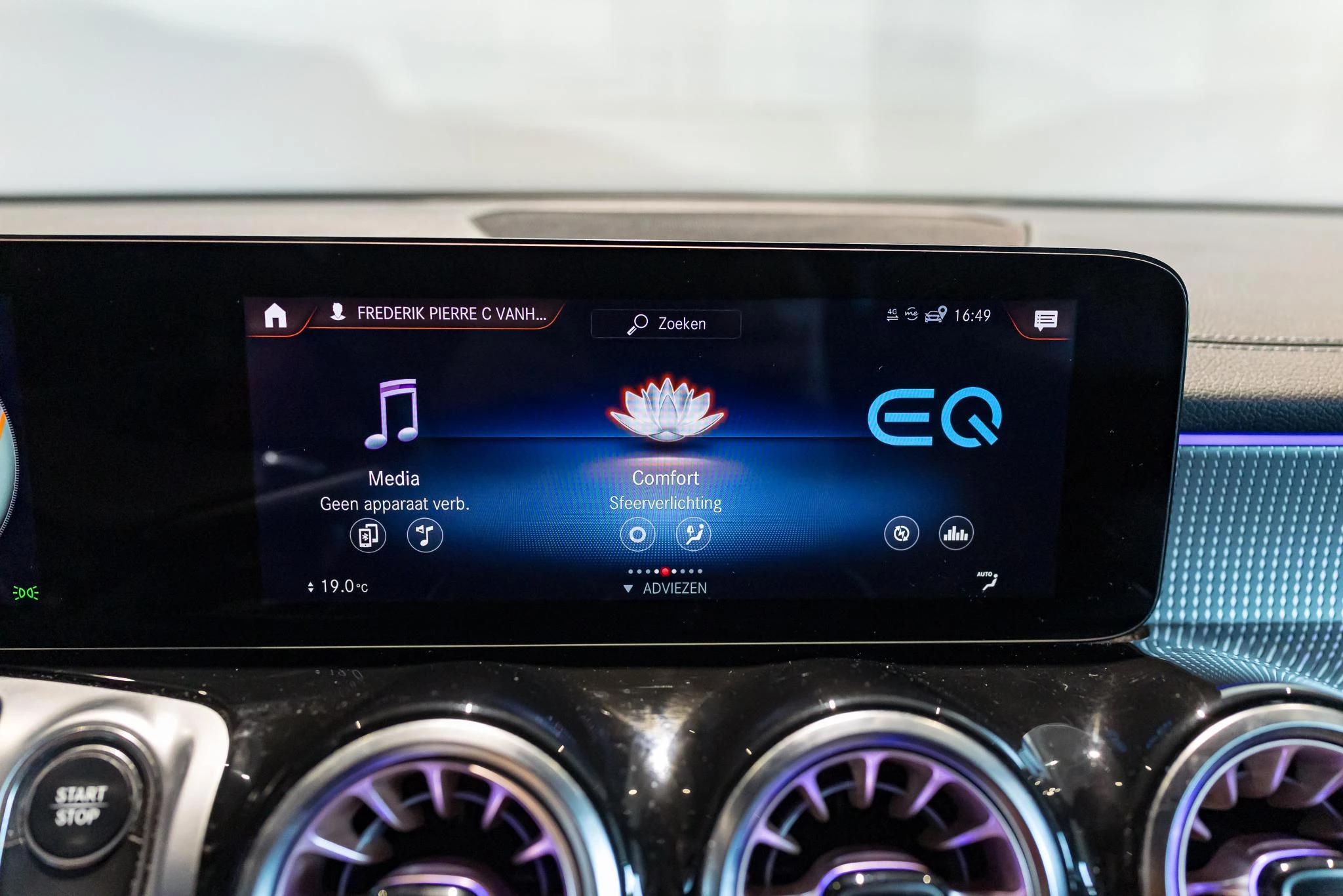Mercedes-Benz EQB 300 4Matic | Zetelverw. | Sfeerver. | Carplay