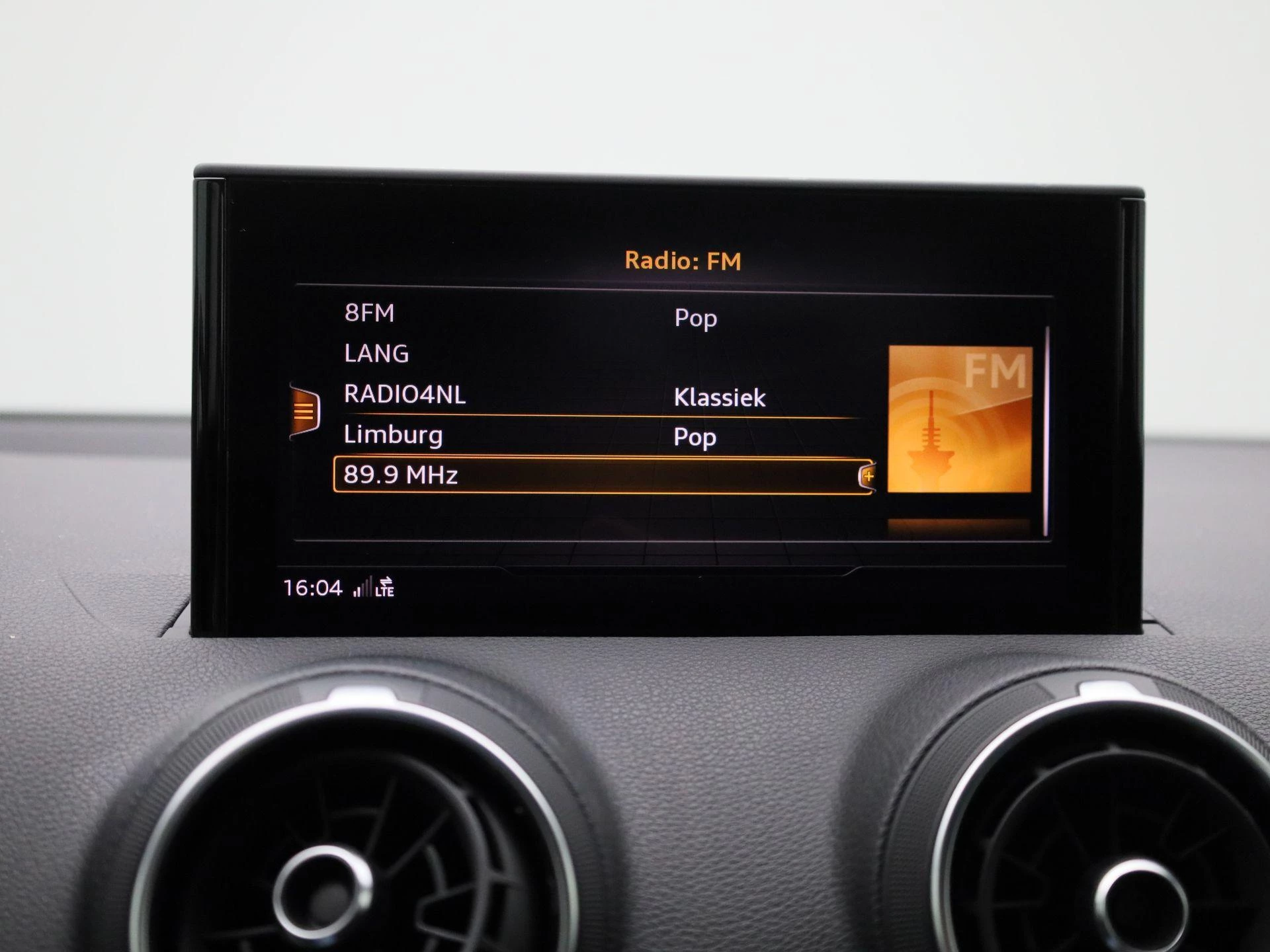 Audi-Q2-image-17