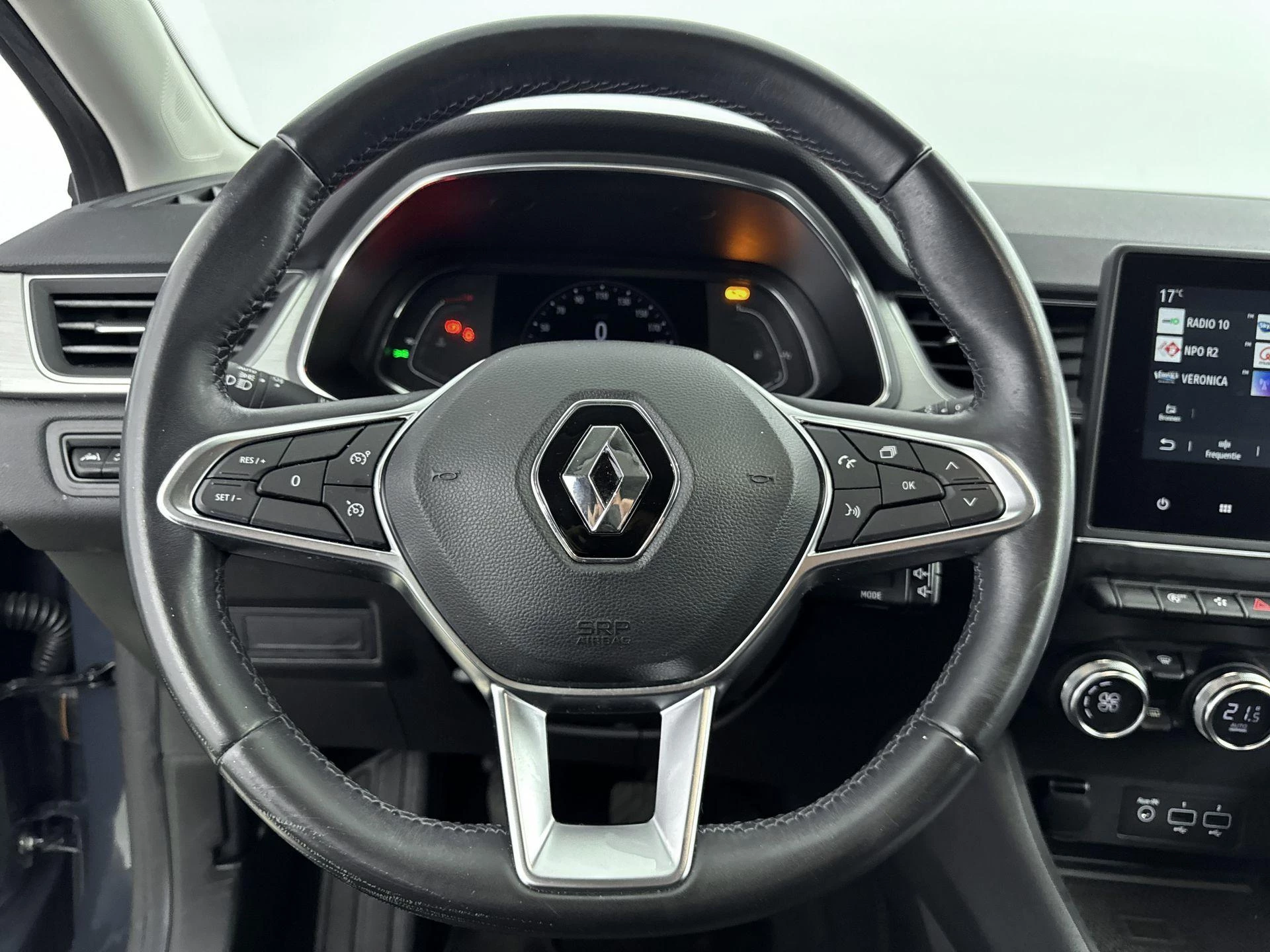 Renault-Captur-image-18