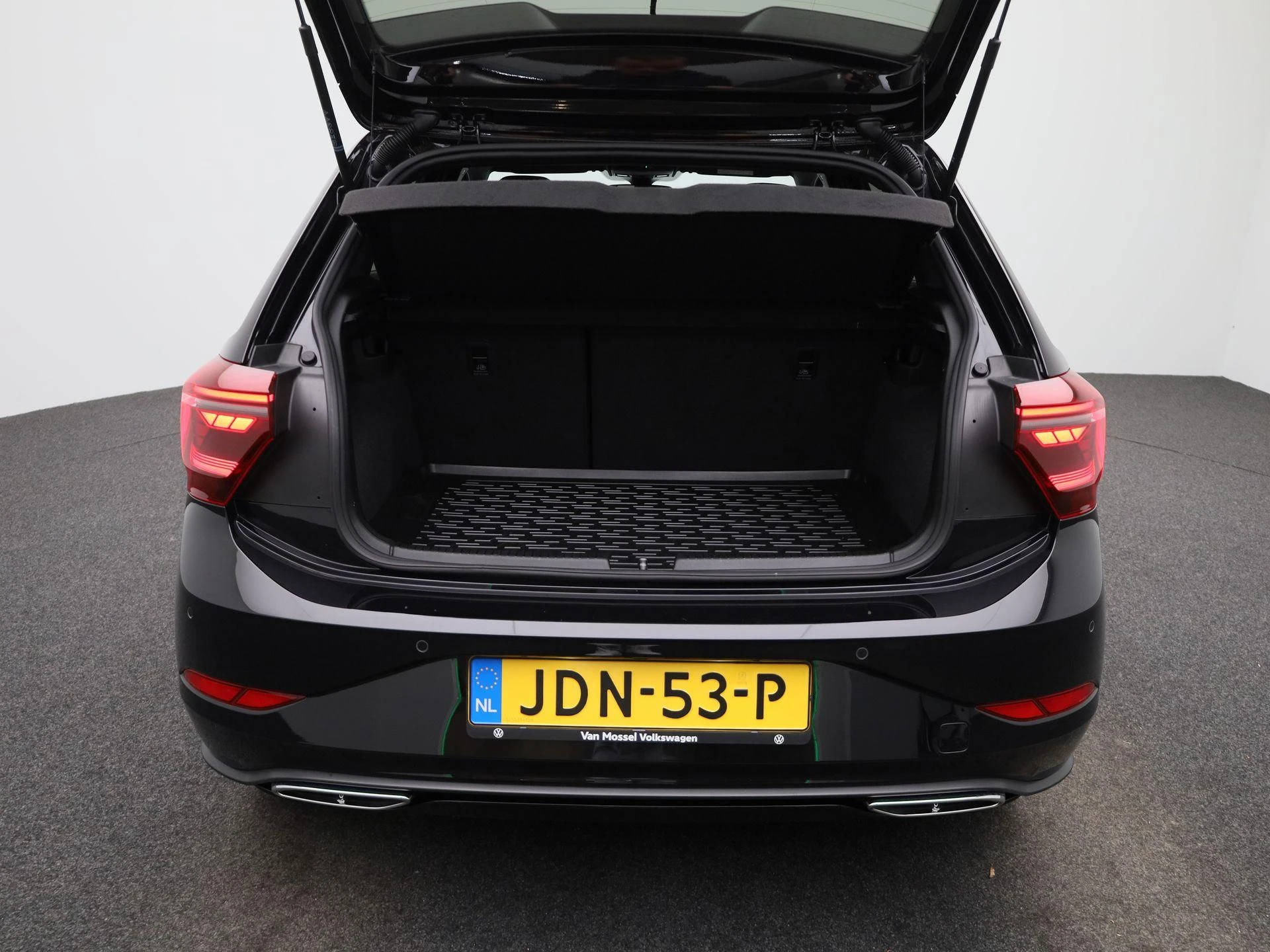 Volkswagen Polo - 13