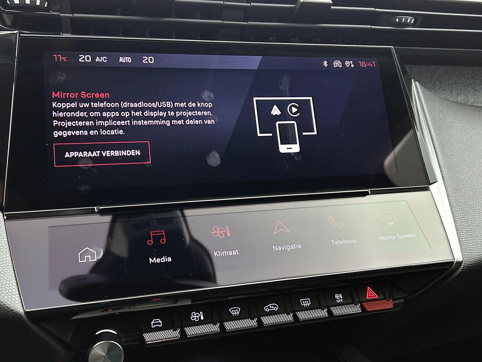 Peugeot-308-image-18