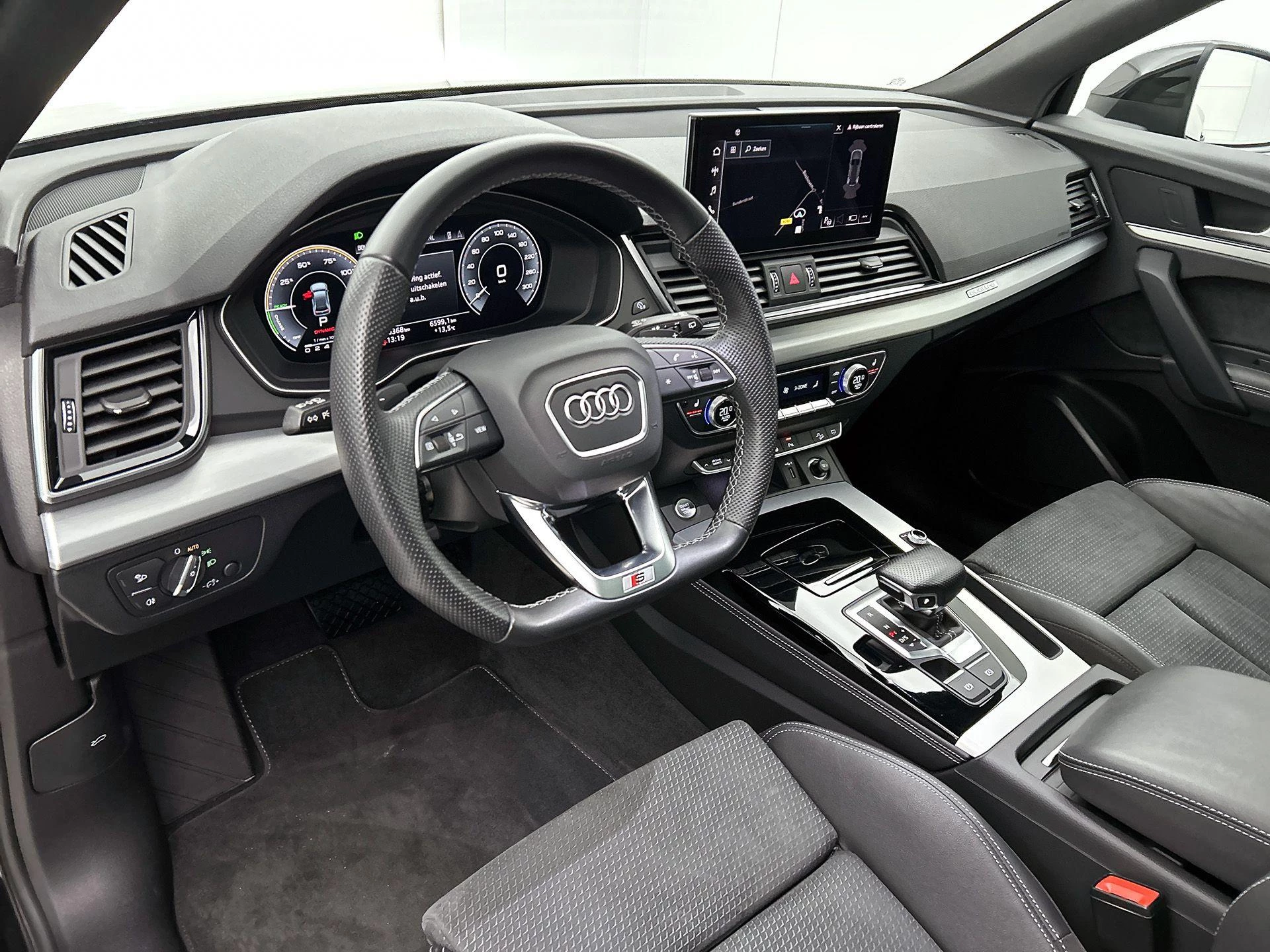 Audi-Q5-image-28