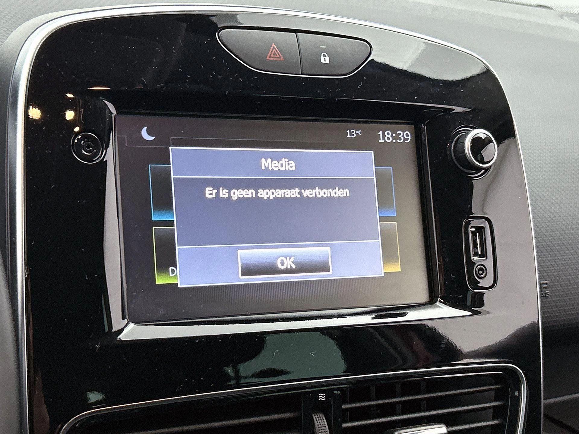 Renault-Clio-image-6