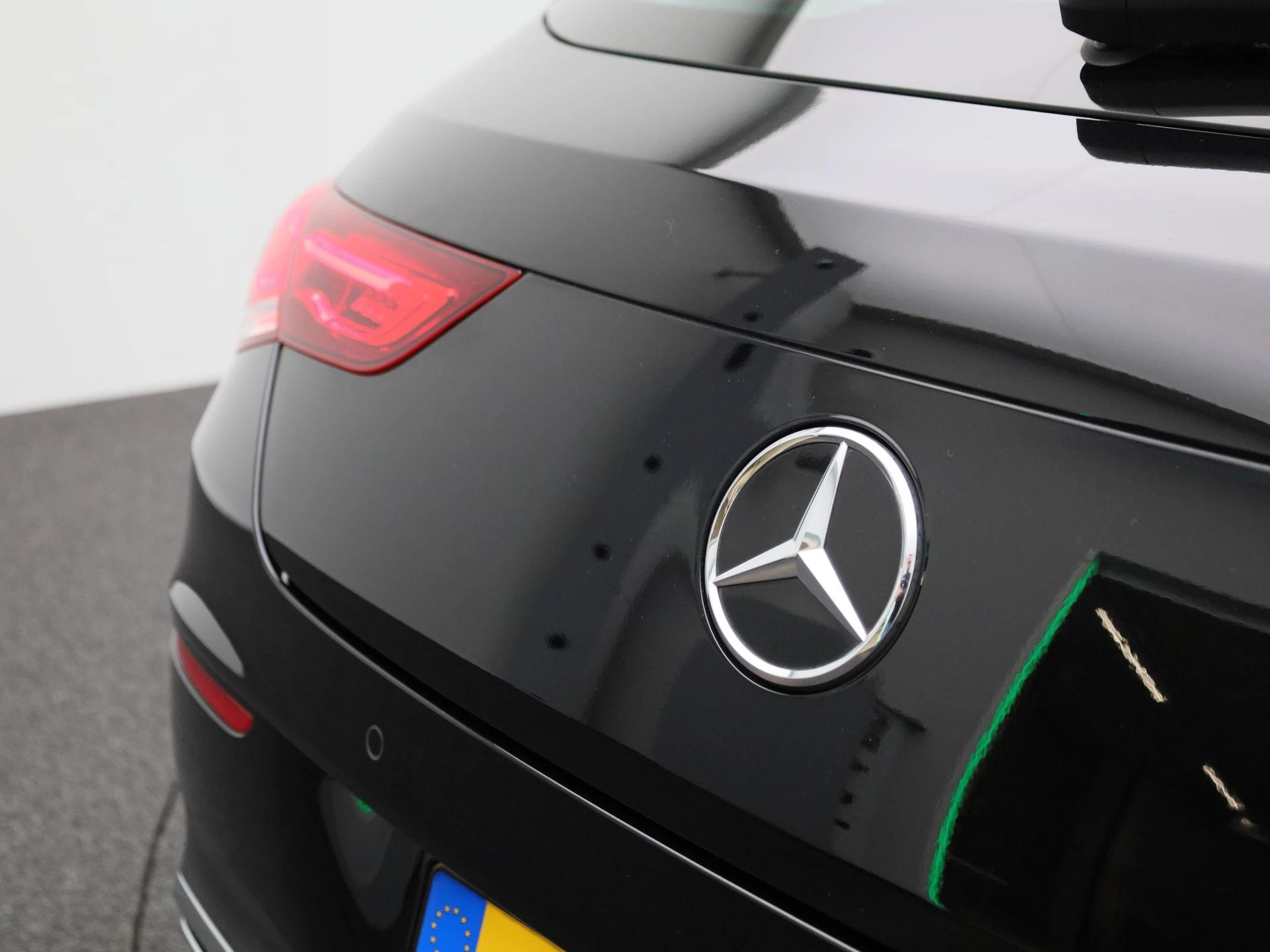 Mercedes-Benz CLA Shooting Brake 250 e AMG Line