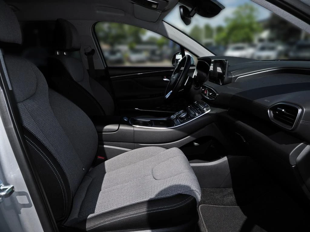 Hyundai-Santa Fe-image-14
