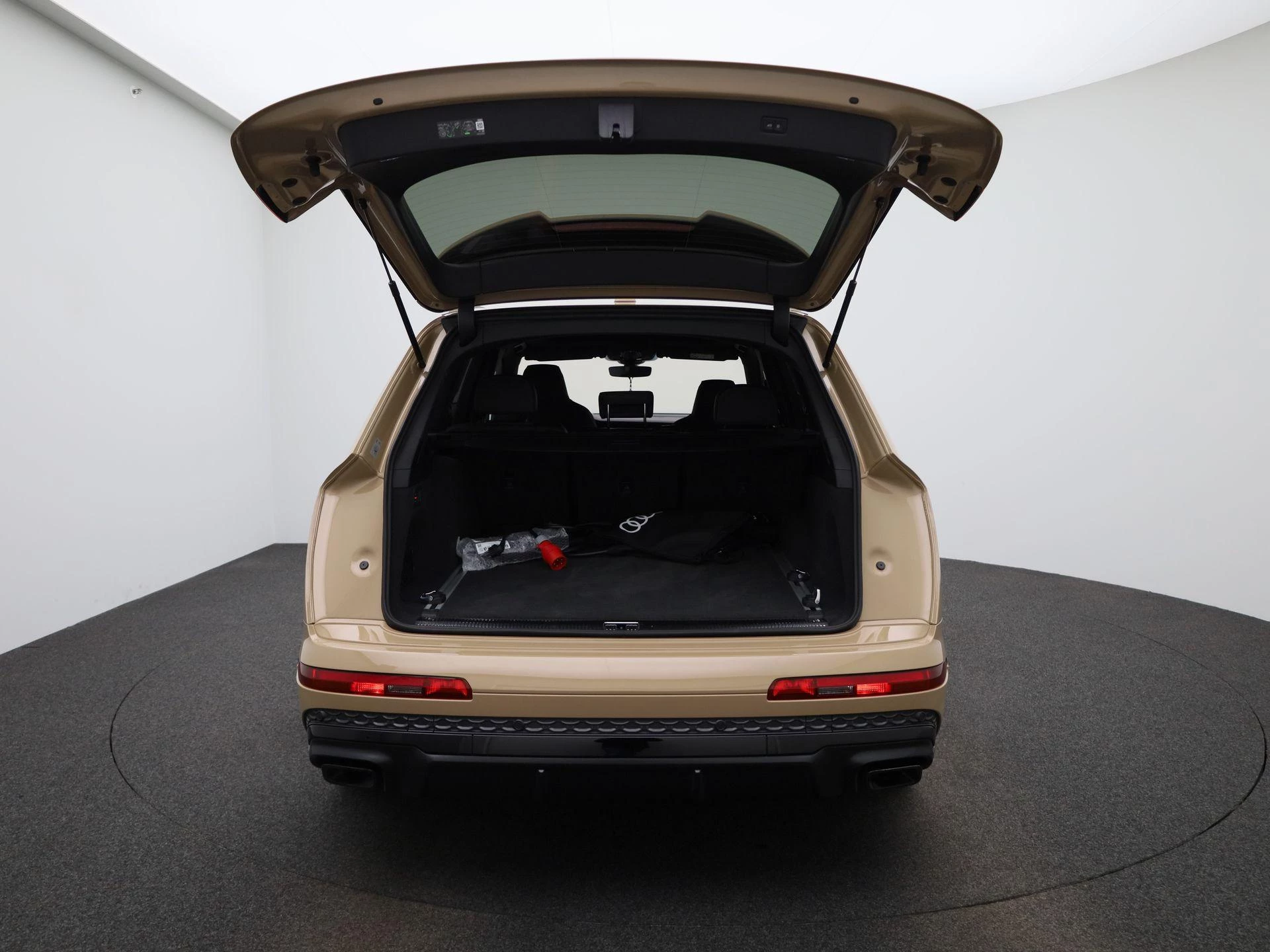 Audi-Q7-image-10