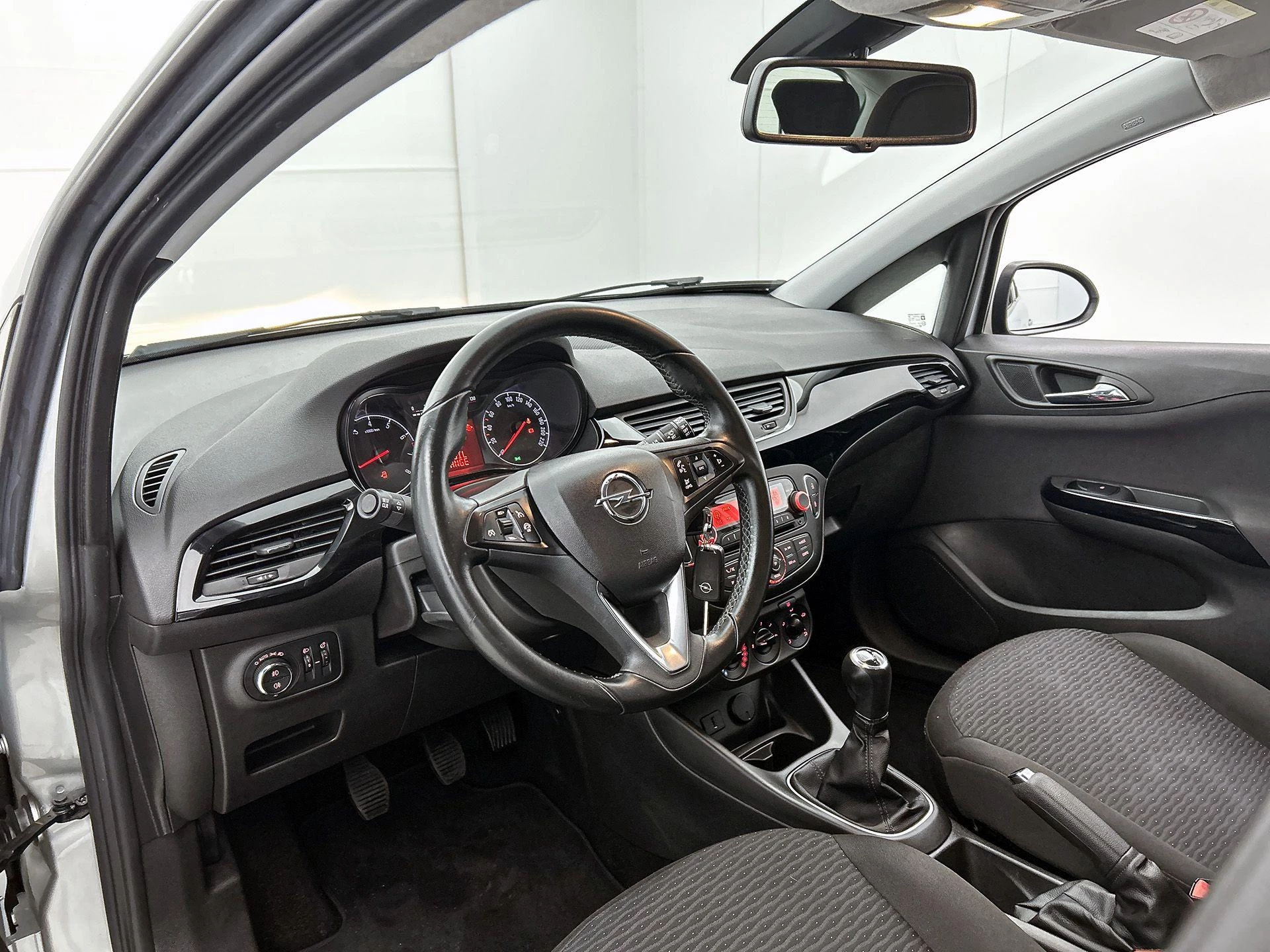 Opel-Corsa-image-10