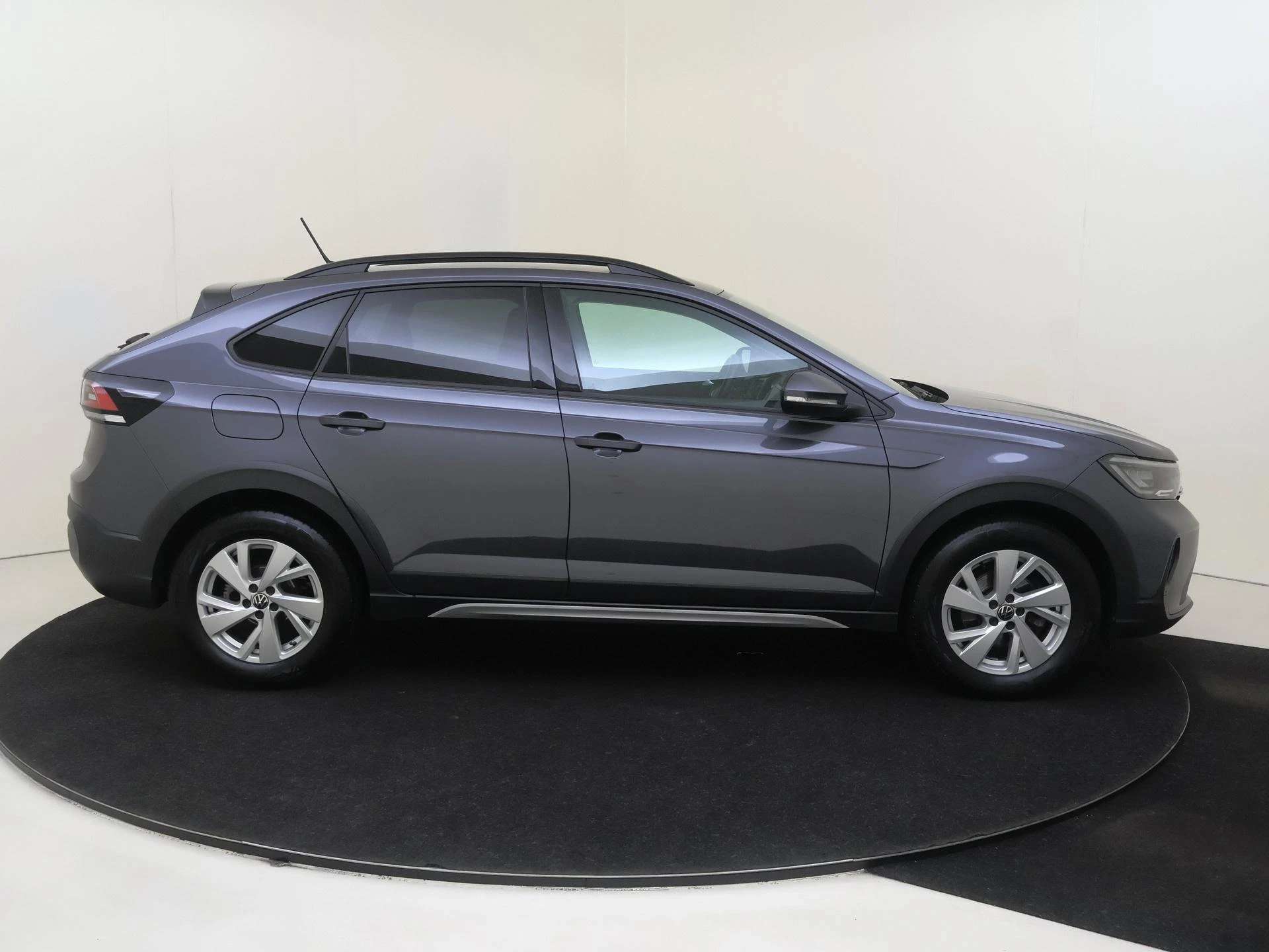 Volkswagen-Taigo-image-8