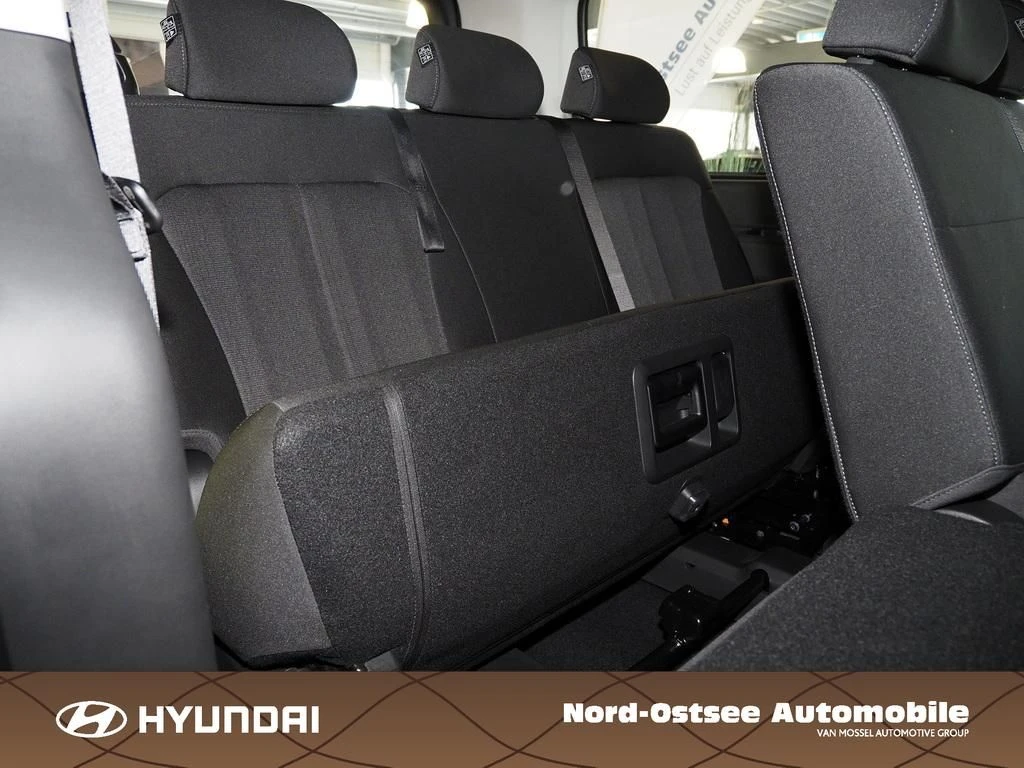 Hyundai-Staria-image-11