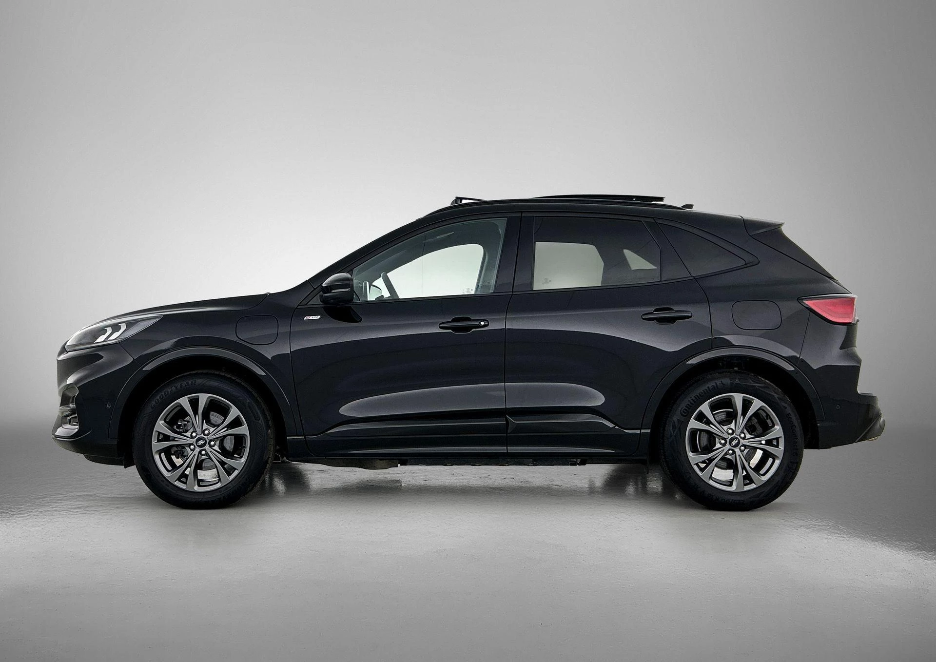 Ford Kuga 2.5 PHEV ST-Line X