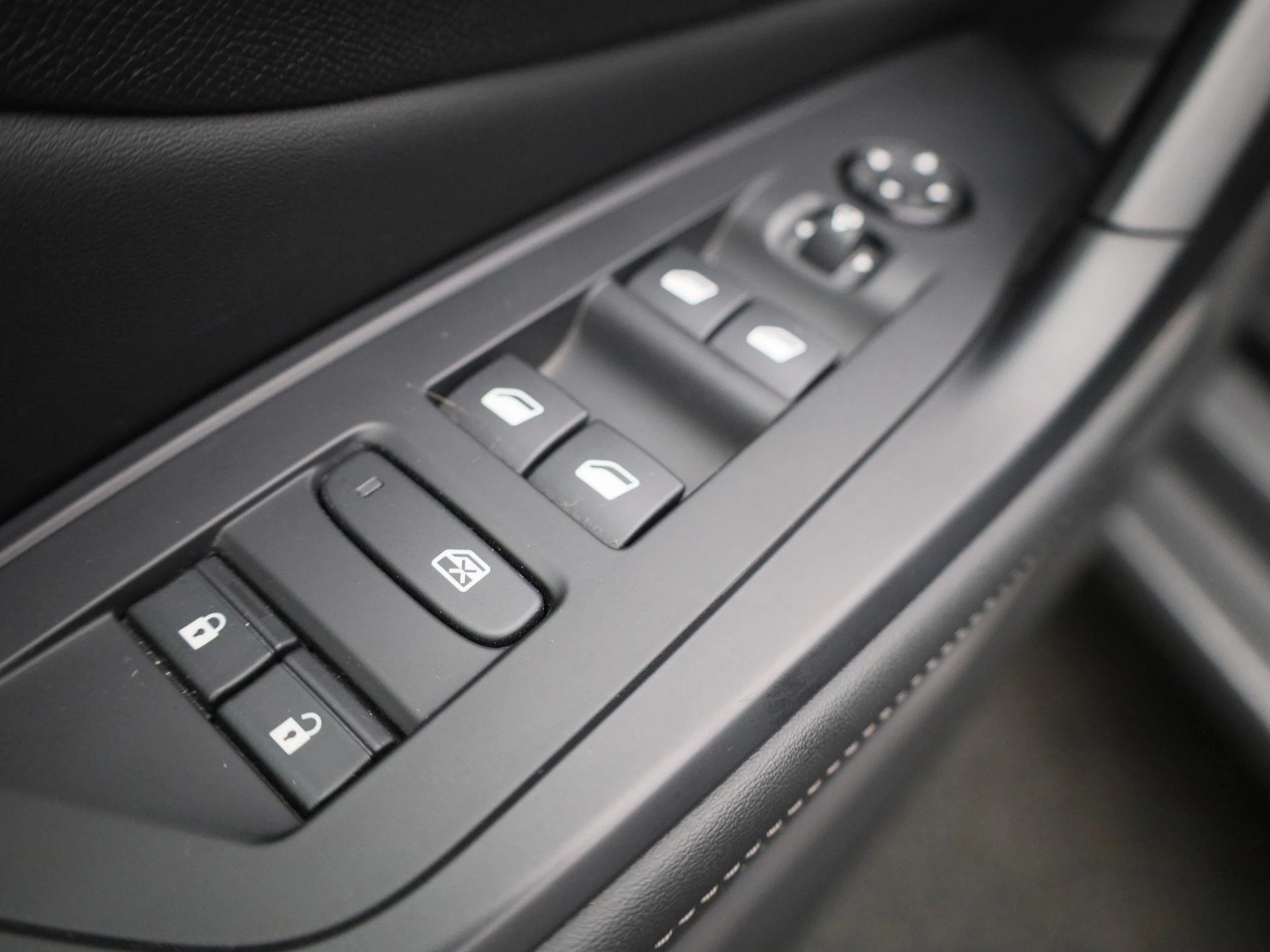 Peugeot e-308 SW e-308 156 Allure