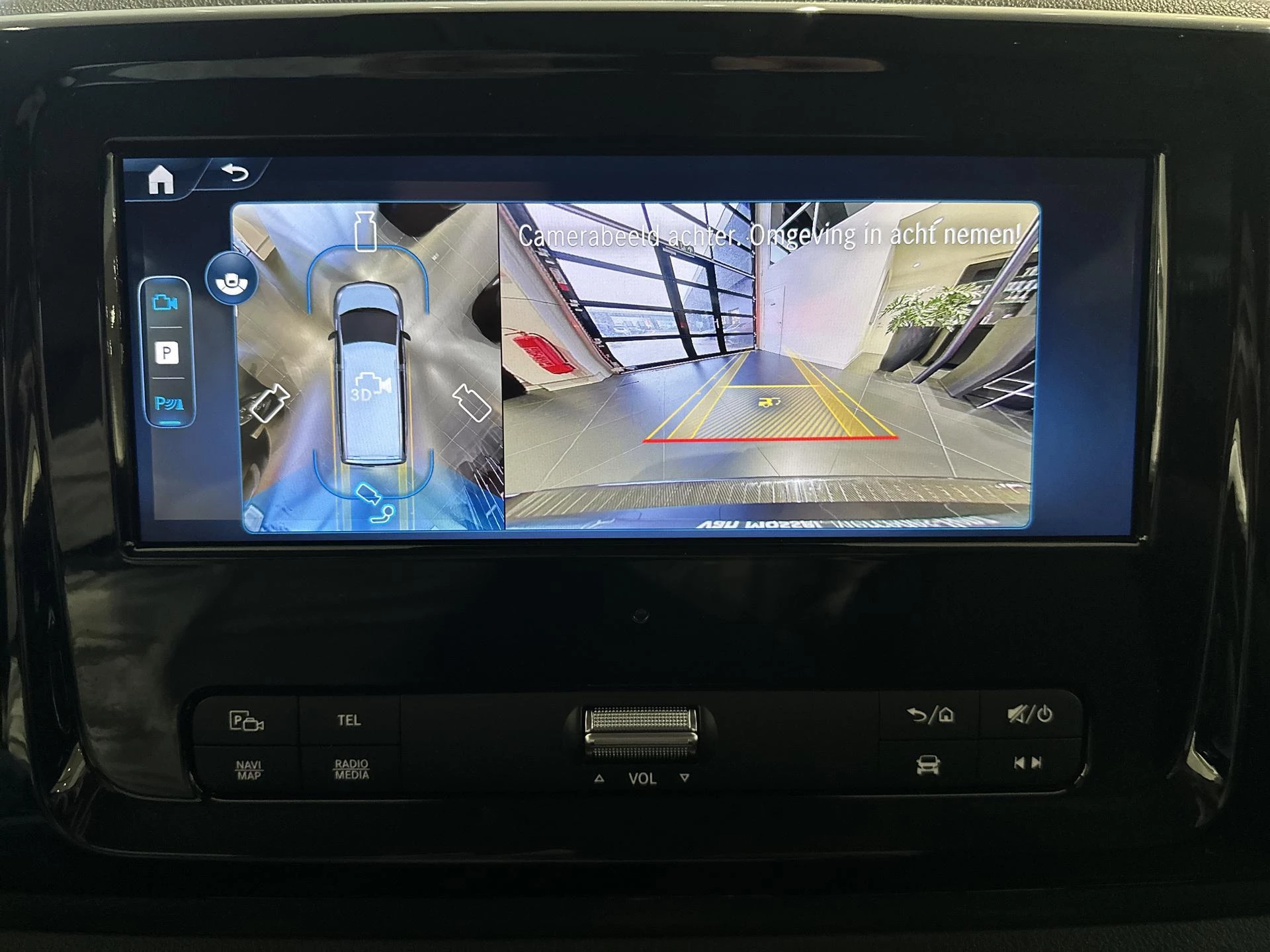 Mercedes-Benz-Vito-image-19