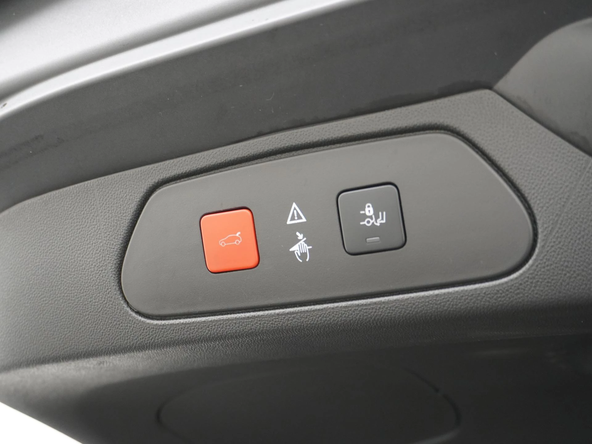 Opel-Grandland X-image-18