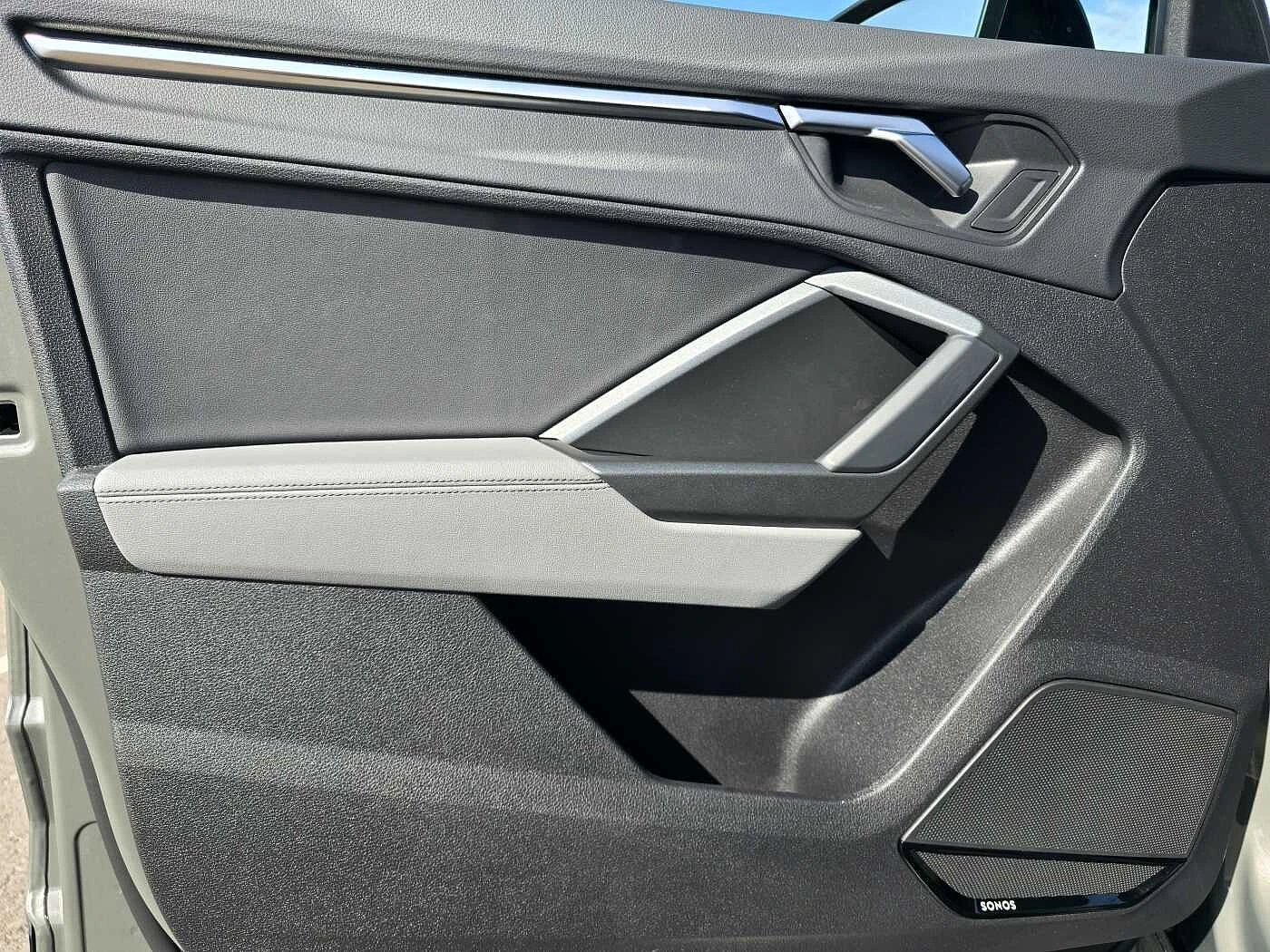 Audi-Q3-image-43
