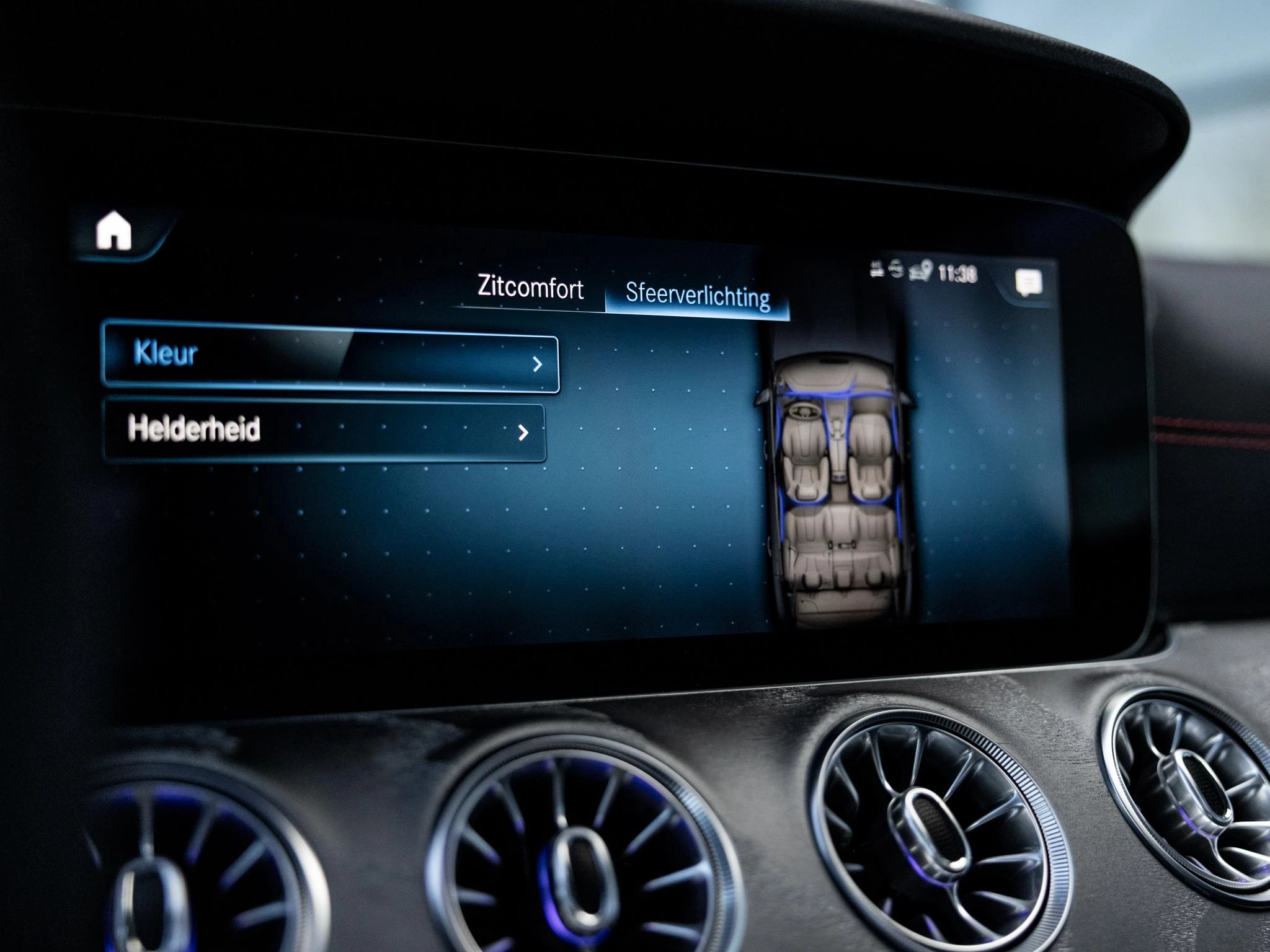 Mercedes-Benz-CLS-image-50