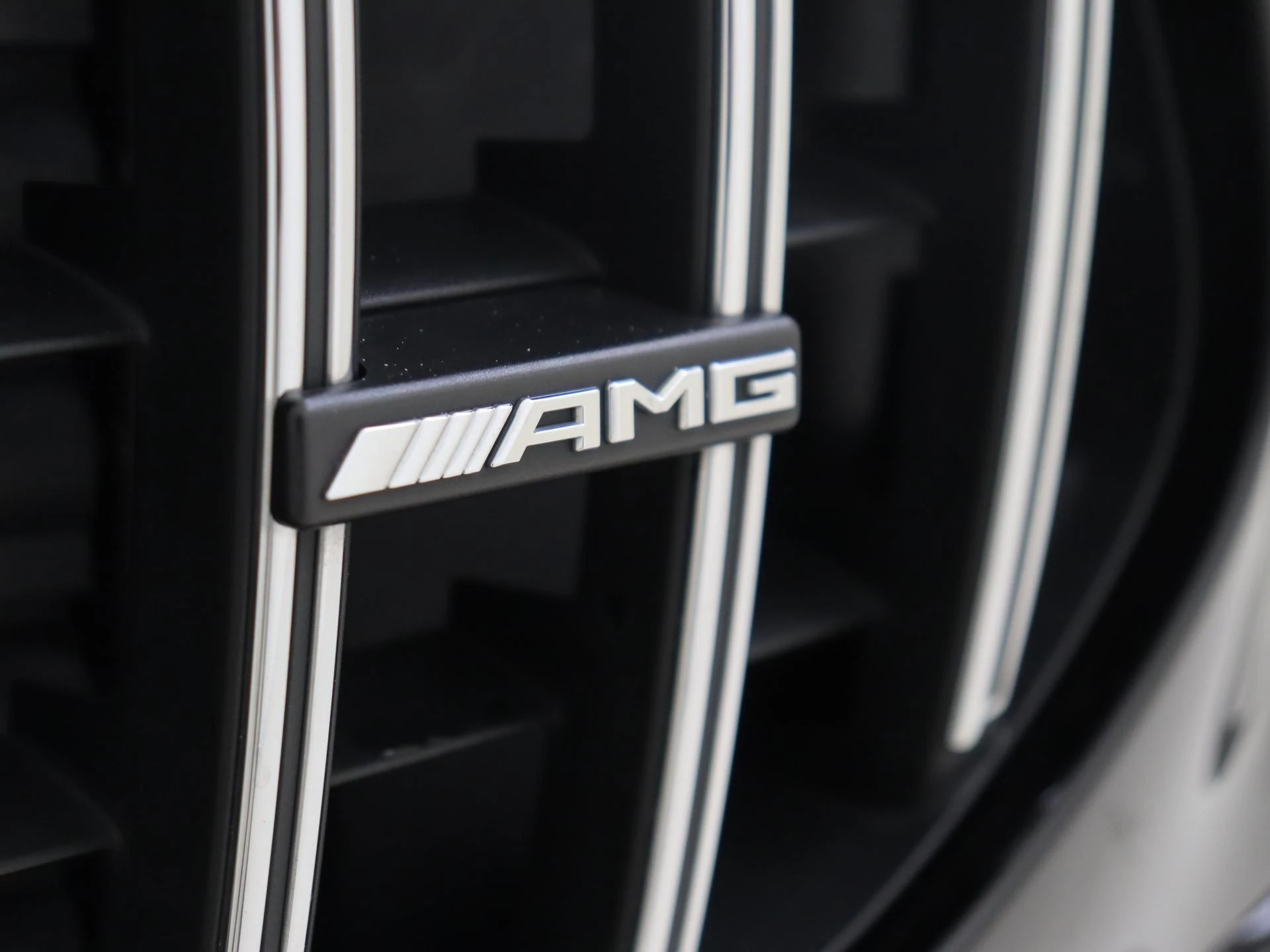 Mercedes-Benz-GLE-image-9