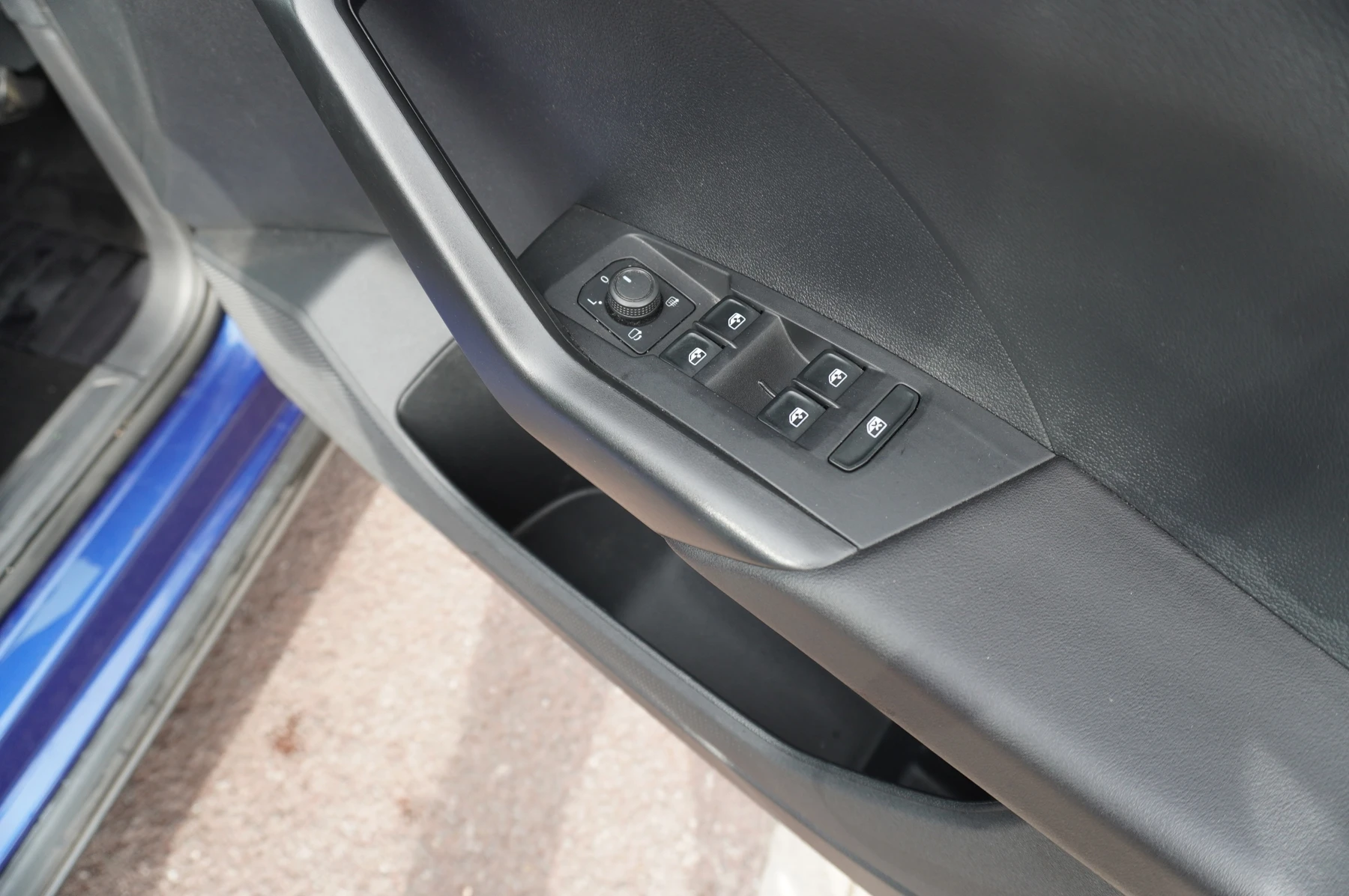 Volkswagen-T-Cross-image-29
