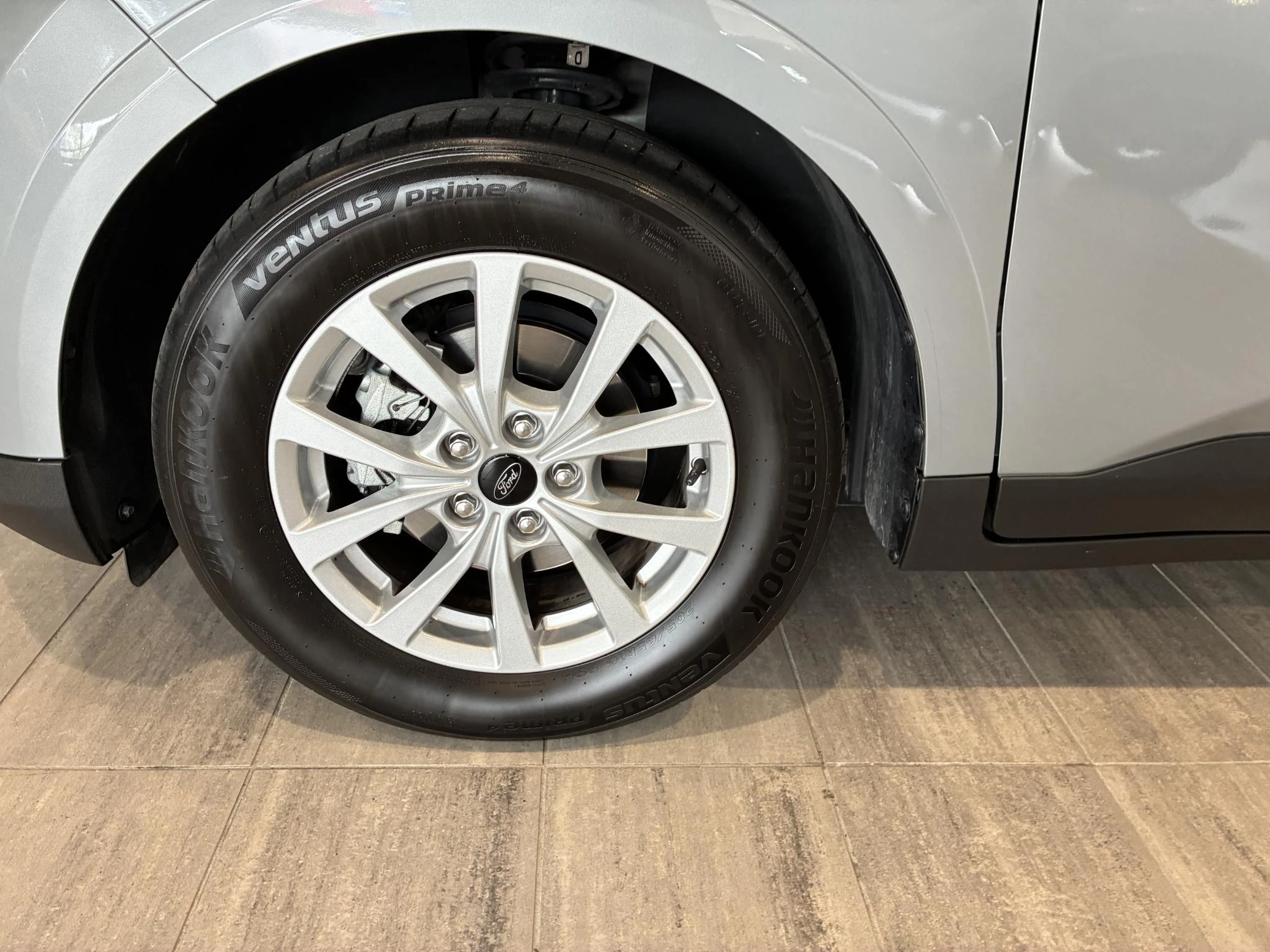 Ford-Transit Courier-image-8