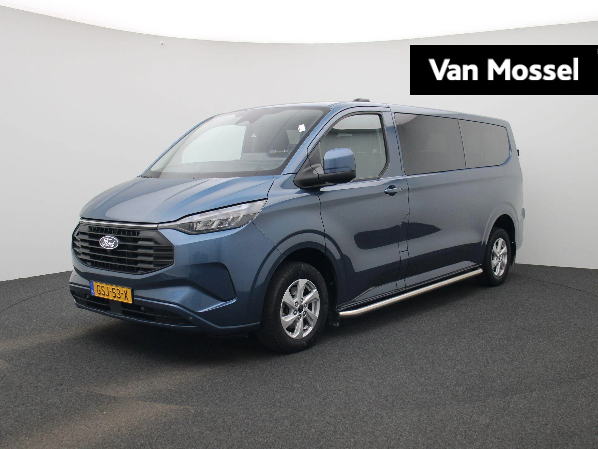 Ford-Transit Custom-image-0