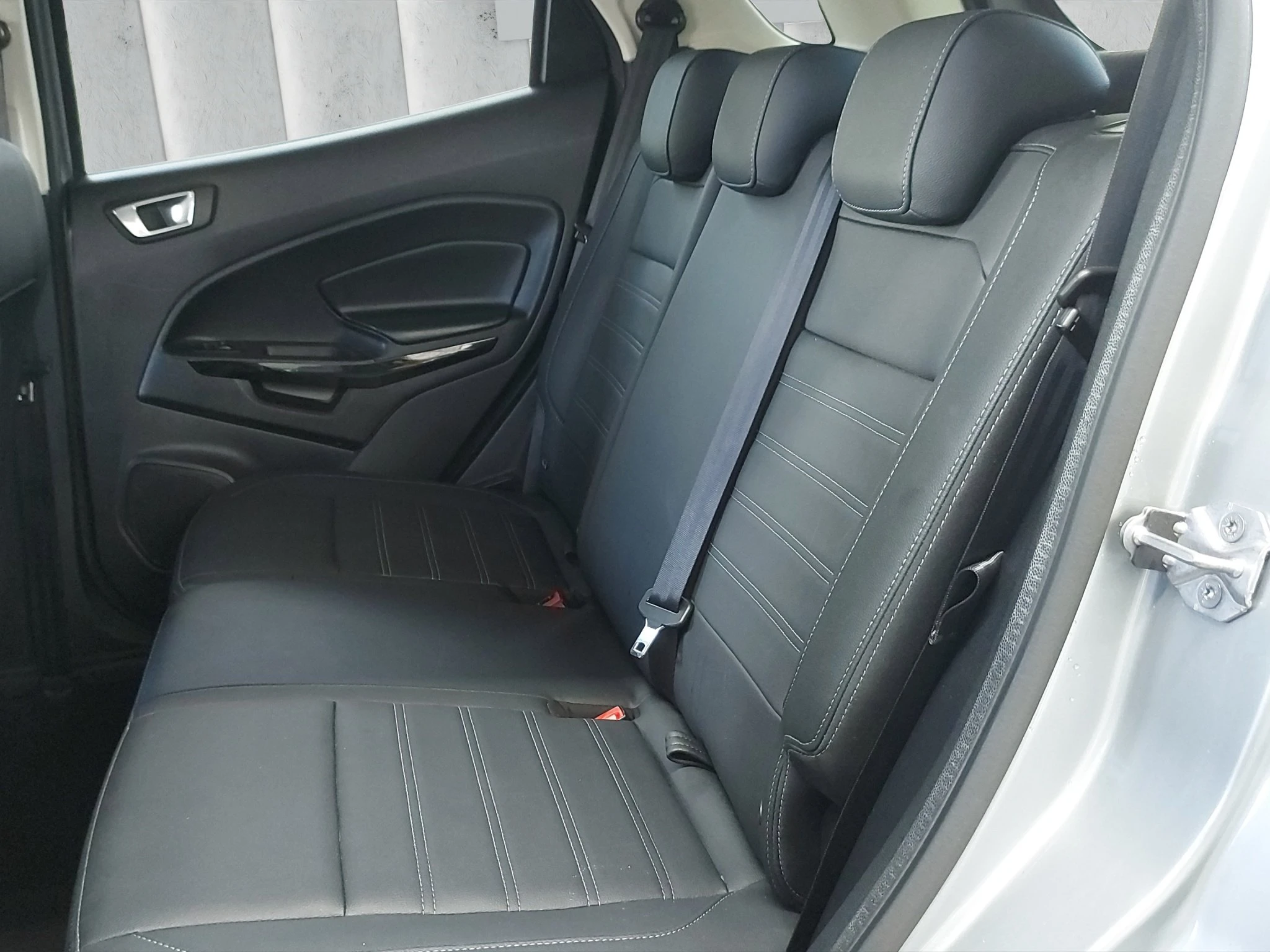 Ford-EcoSport-image-10