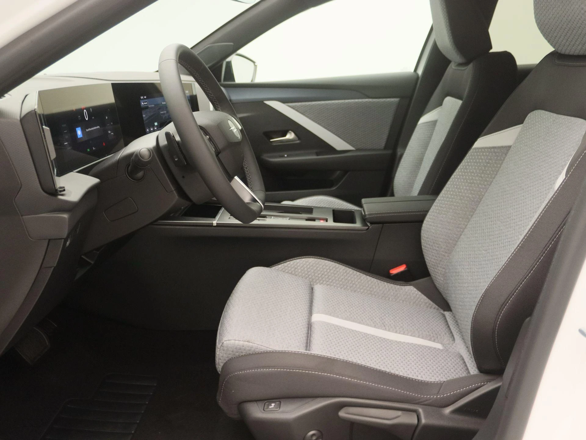 Opel-Astra-image-11