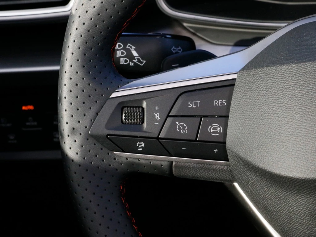 SEAT-Leon-image-16