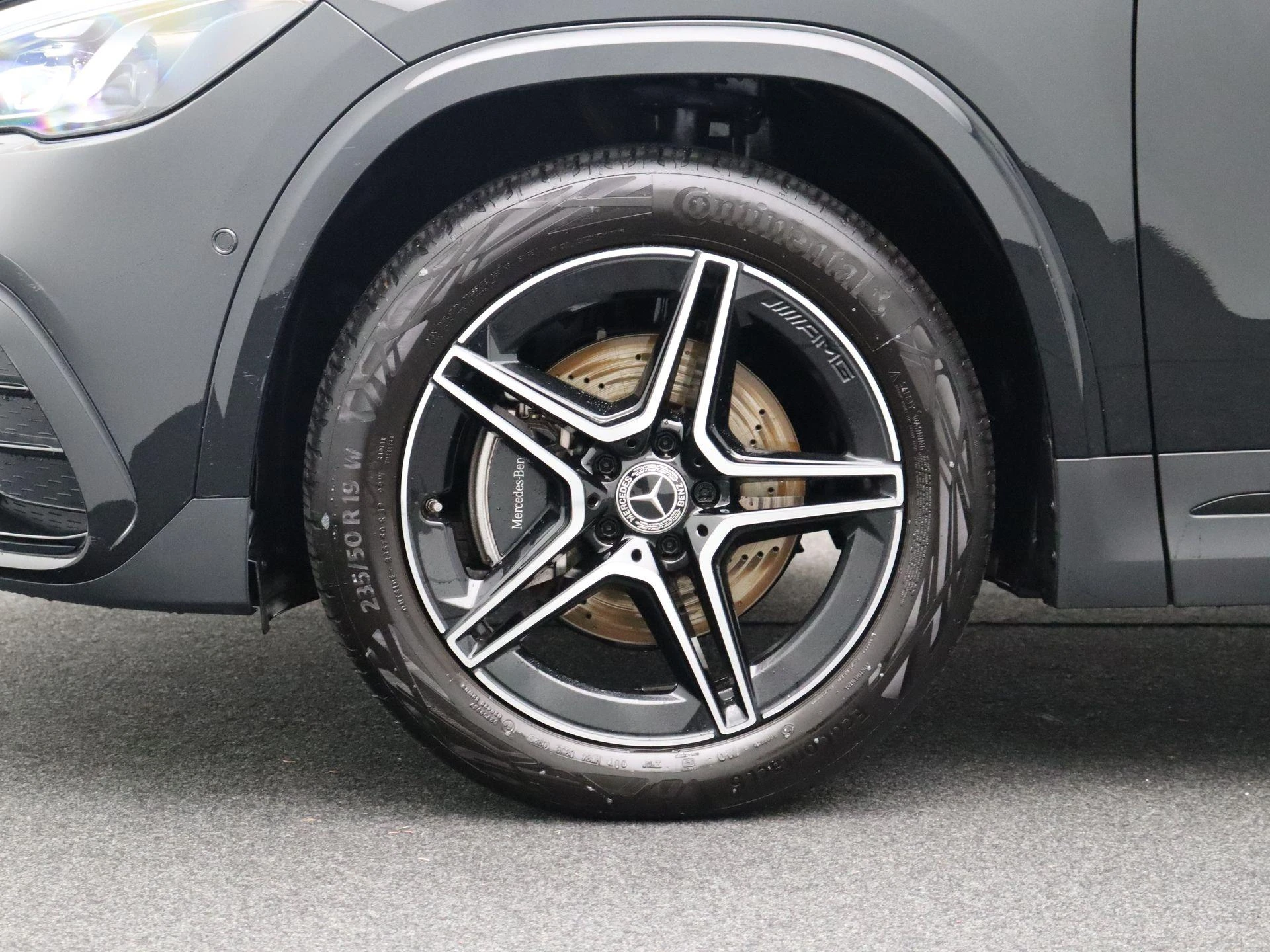 Mercedes-Benz-GLA-image-6
