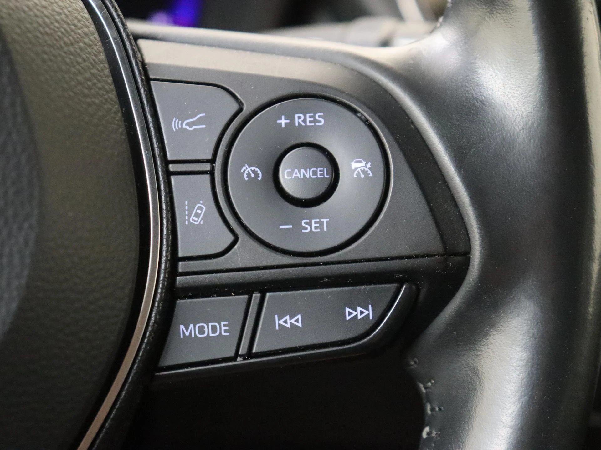 Toyota-Corolla-image-16