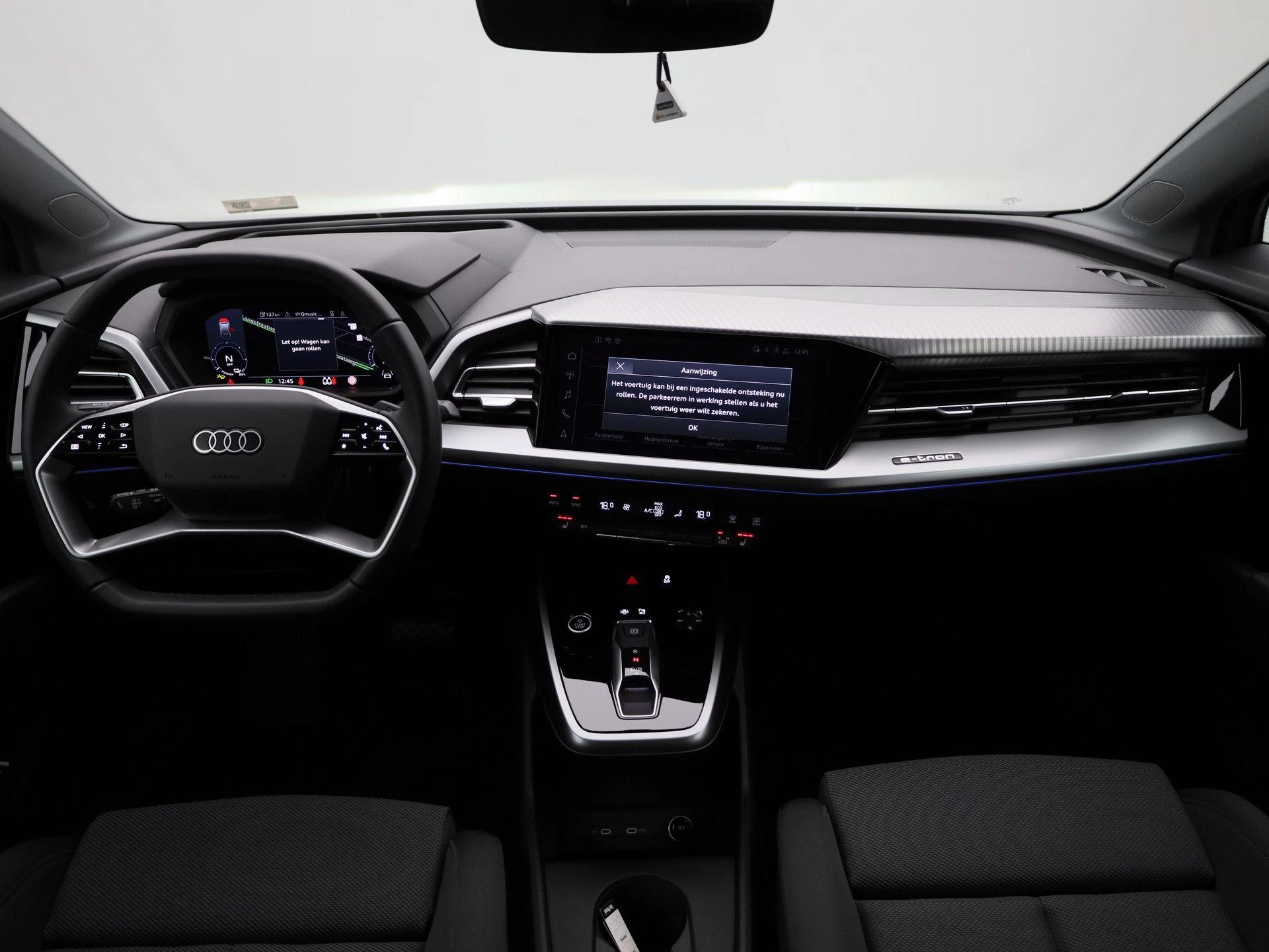 Audi-Q4 e-tron-image-39