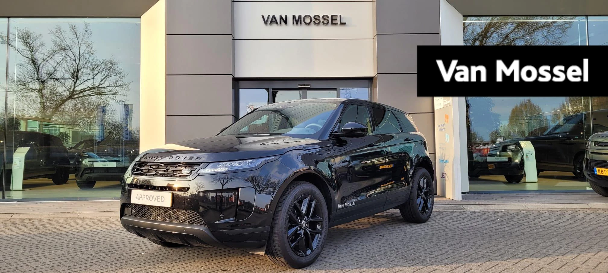 Land Rover-Range Rover Evoque-image-0