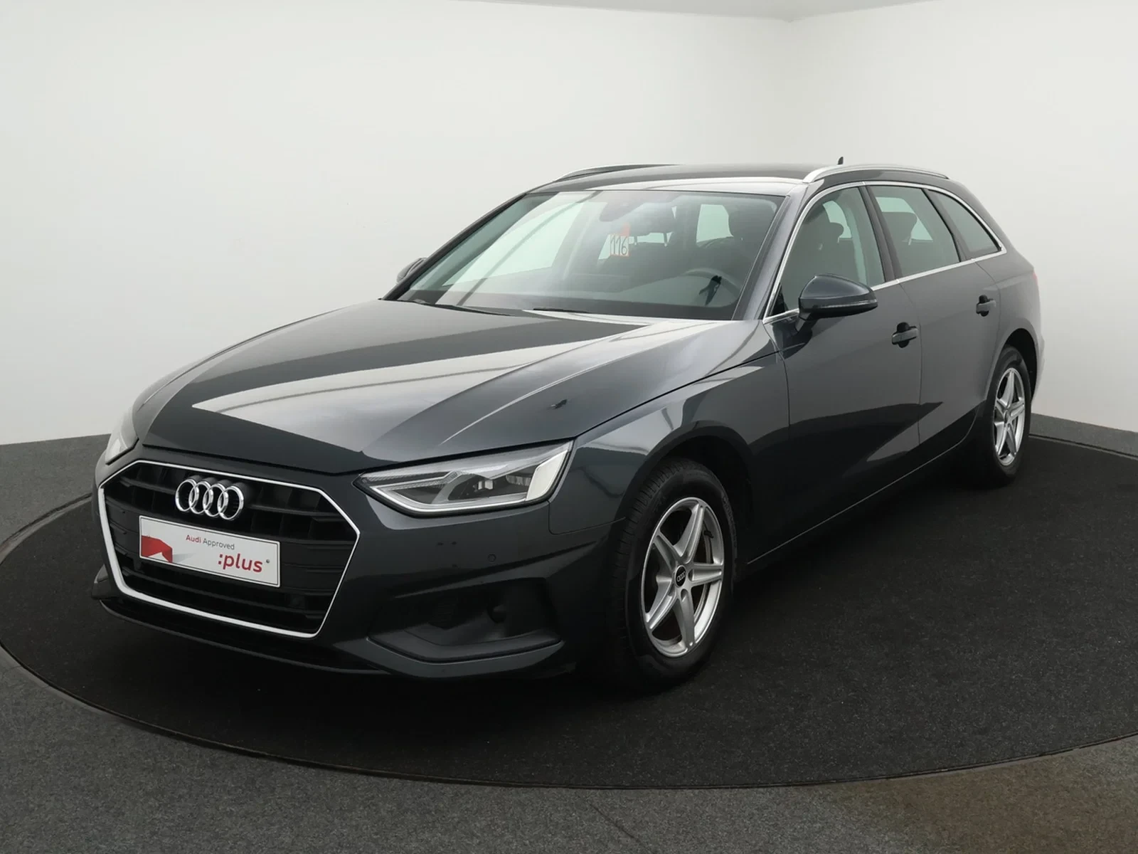 Audi-A4-image-0