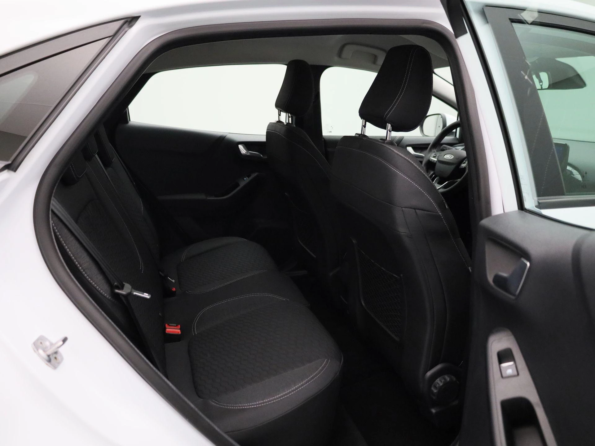 Ford-Puma-image-29