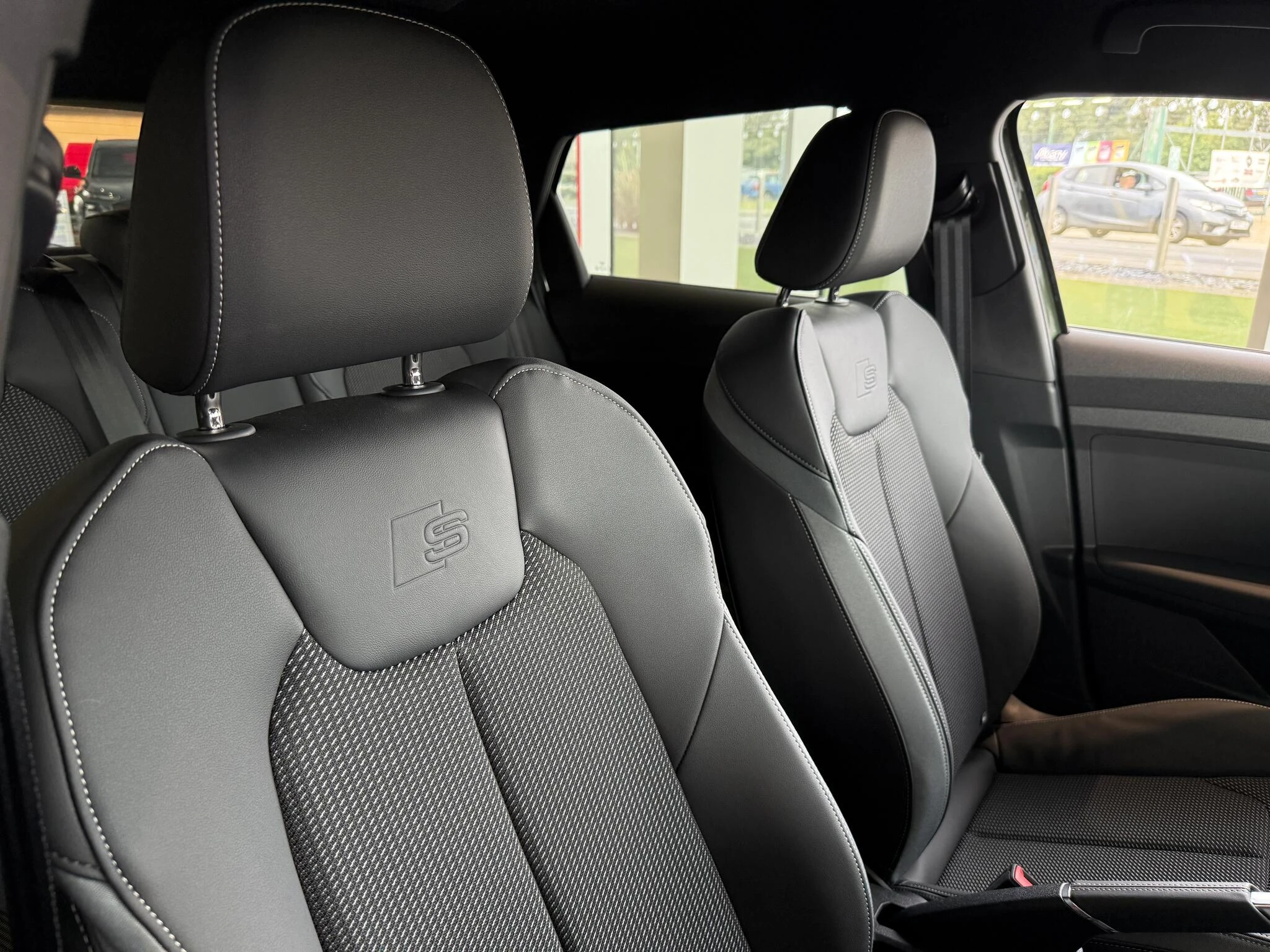 Audi-A1 Sportback-image-7