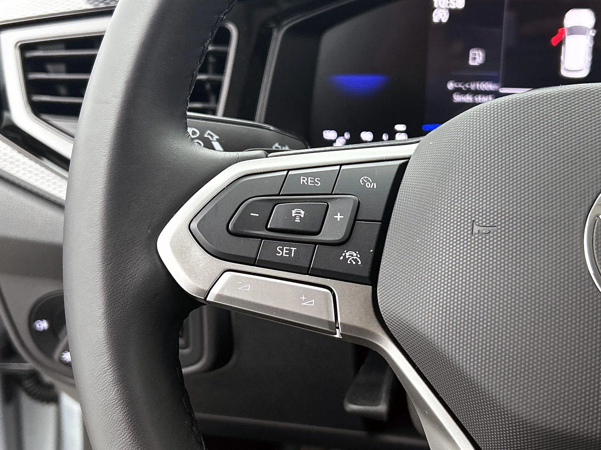 Volkswagen-Taigo-image-5