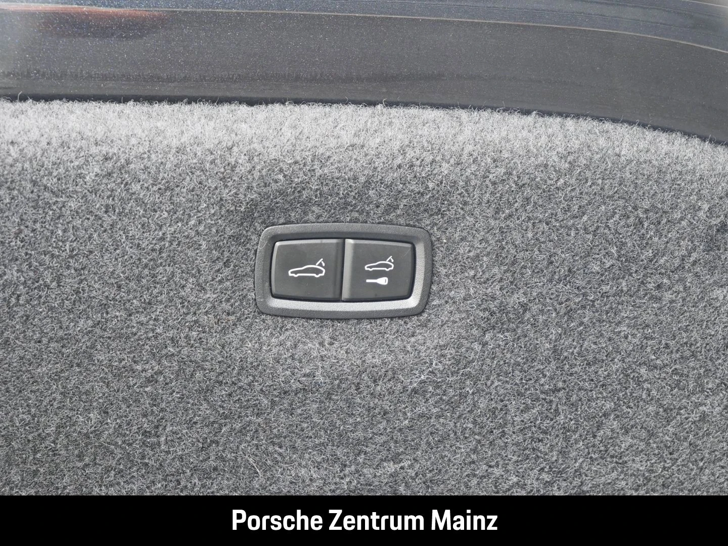 Porsche-Taycan-image-28