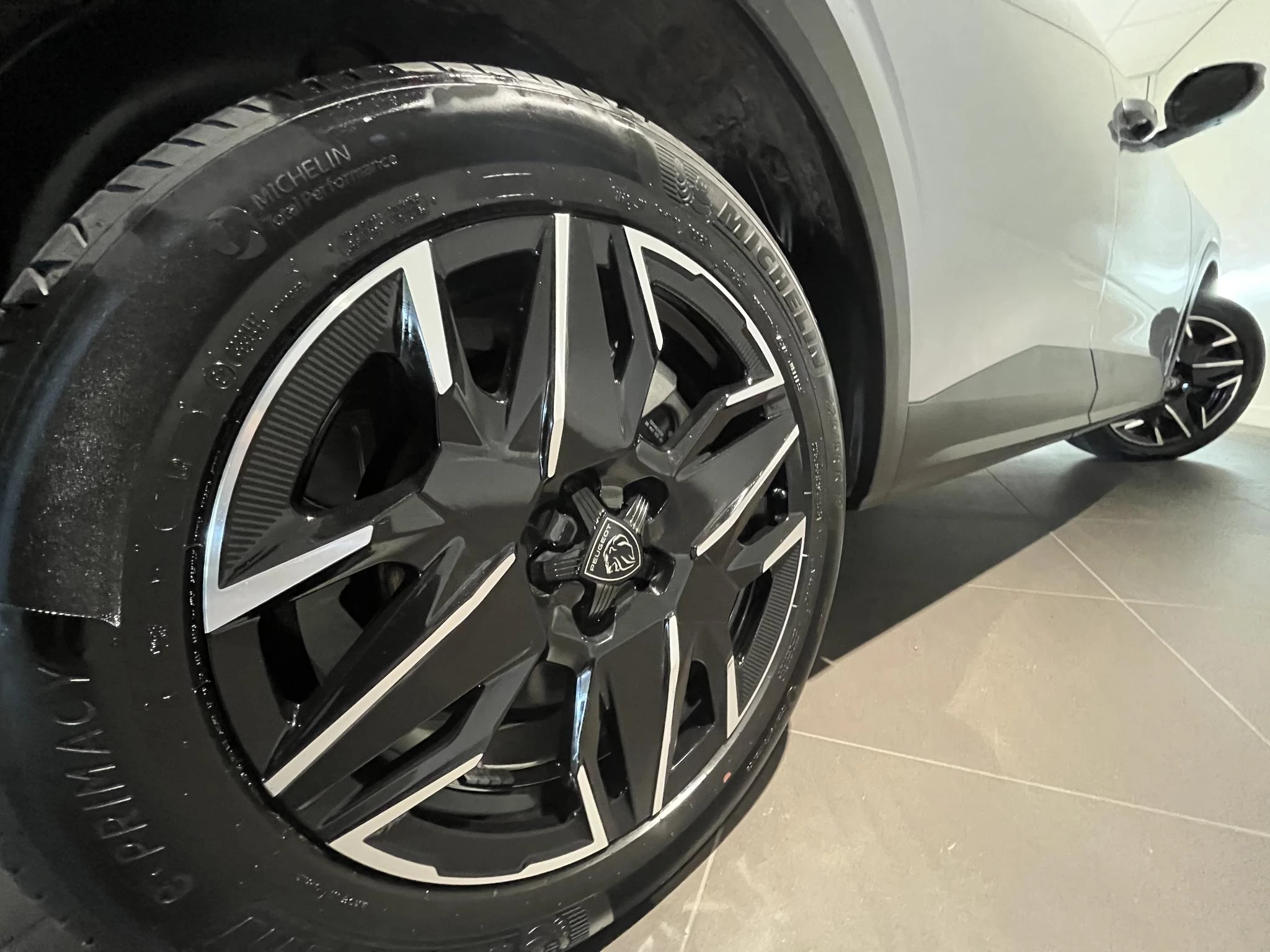 Peugeot-5008-image-17