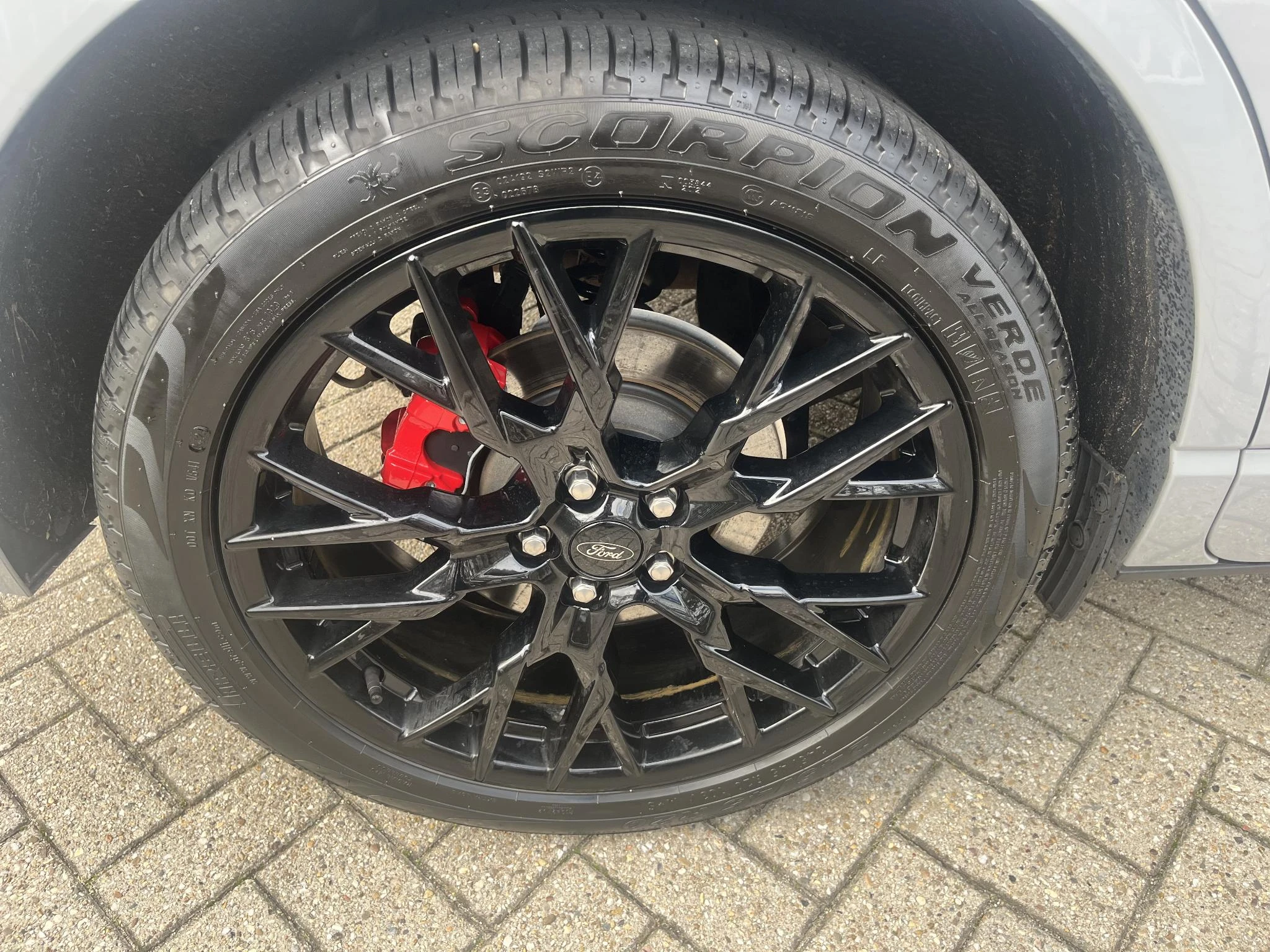 Ford-Kuga-image-27