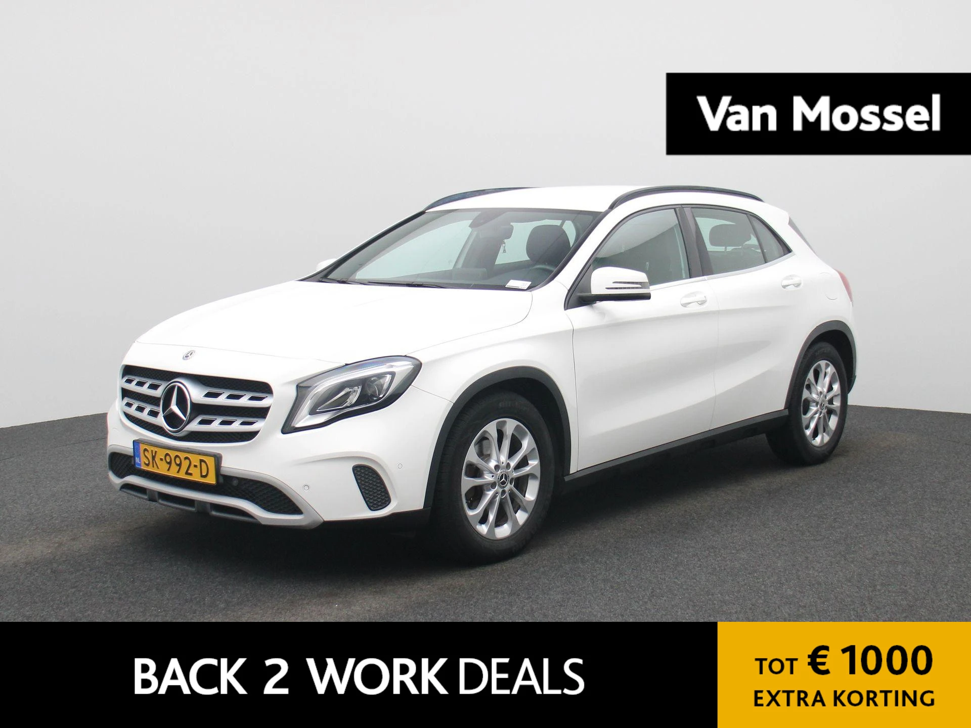 Mercedes-Benz-GLA-image-0